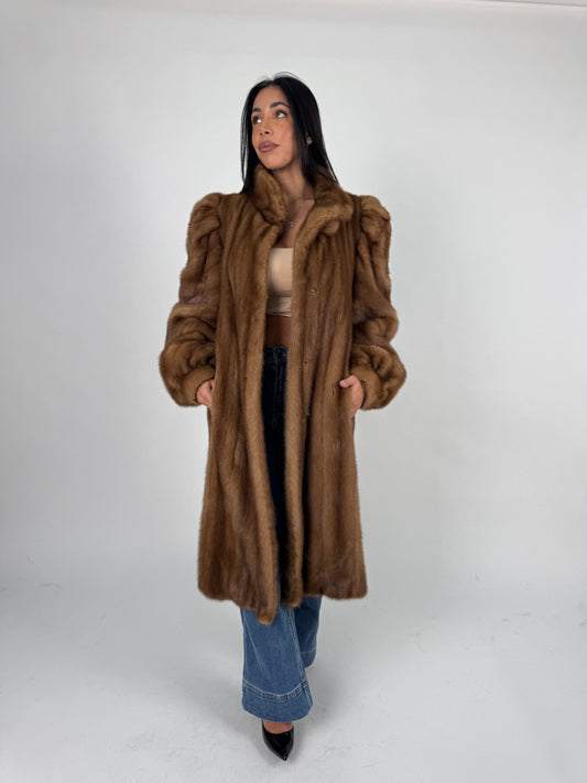 Cappotto in visone N747