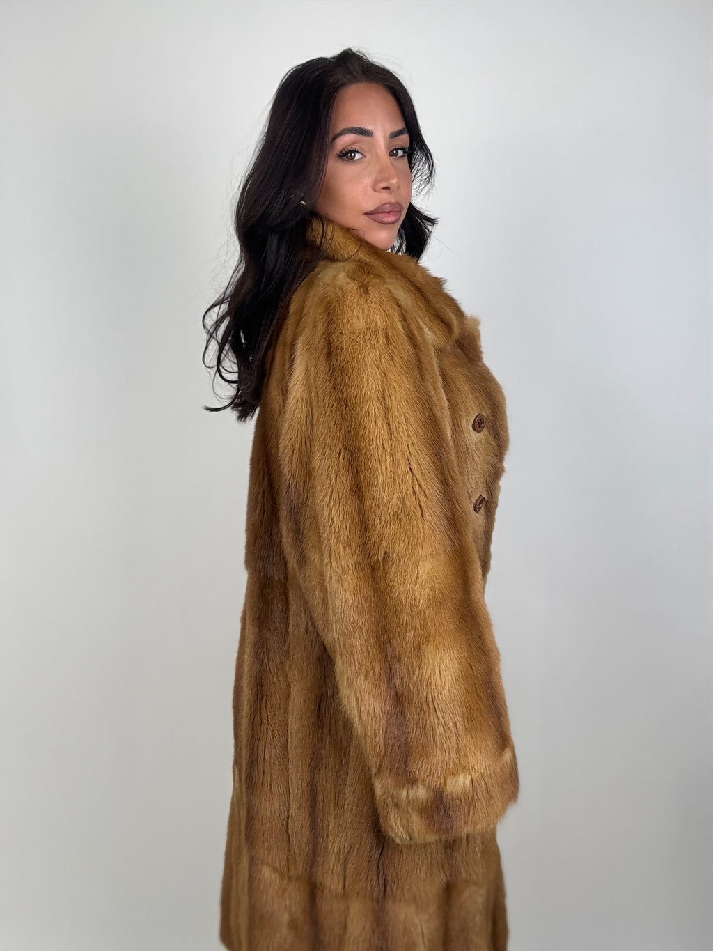 Cappotto in visone N663