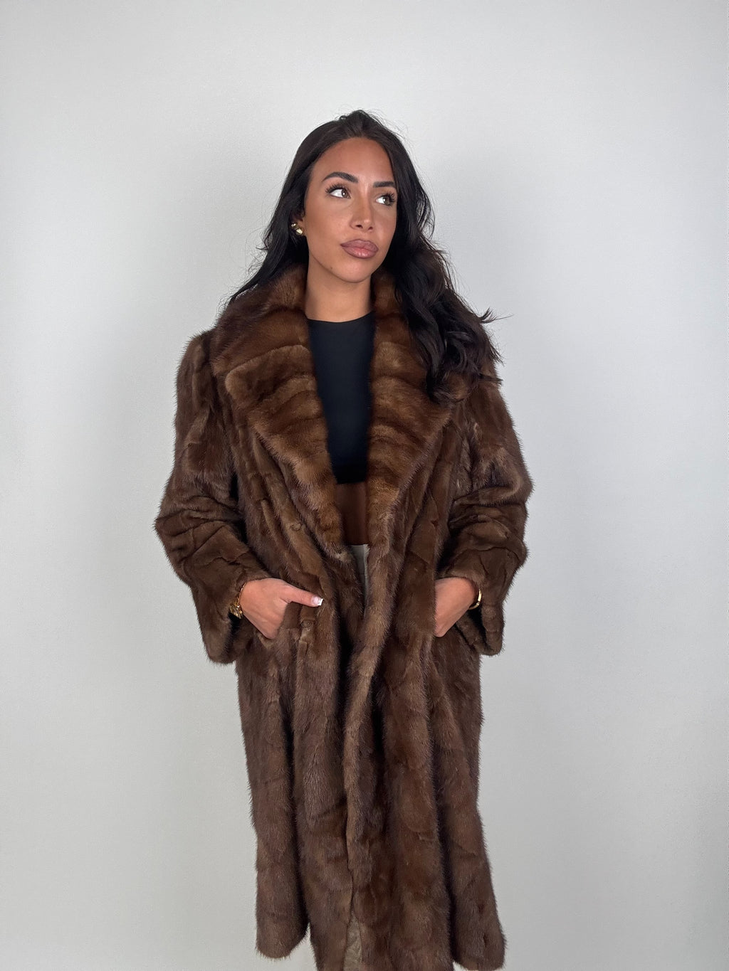 Cappotto in visone N665