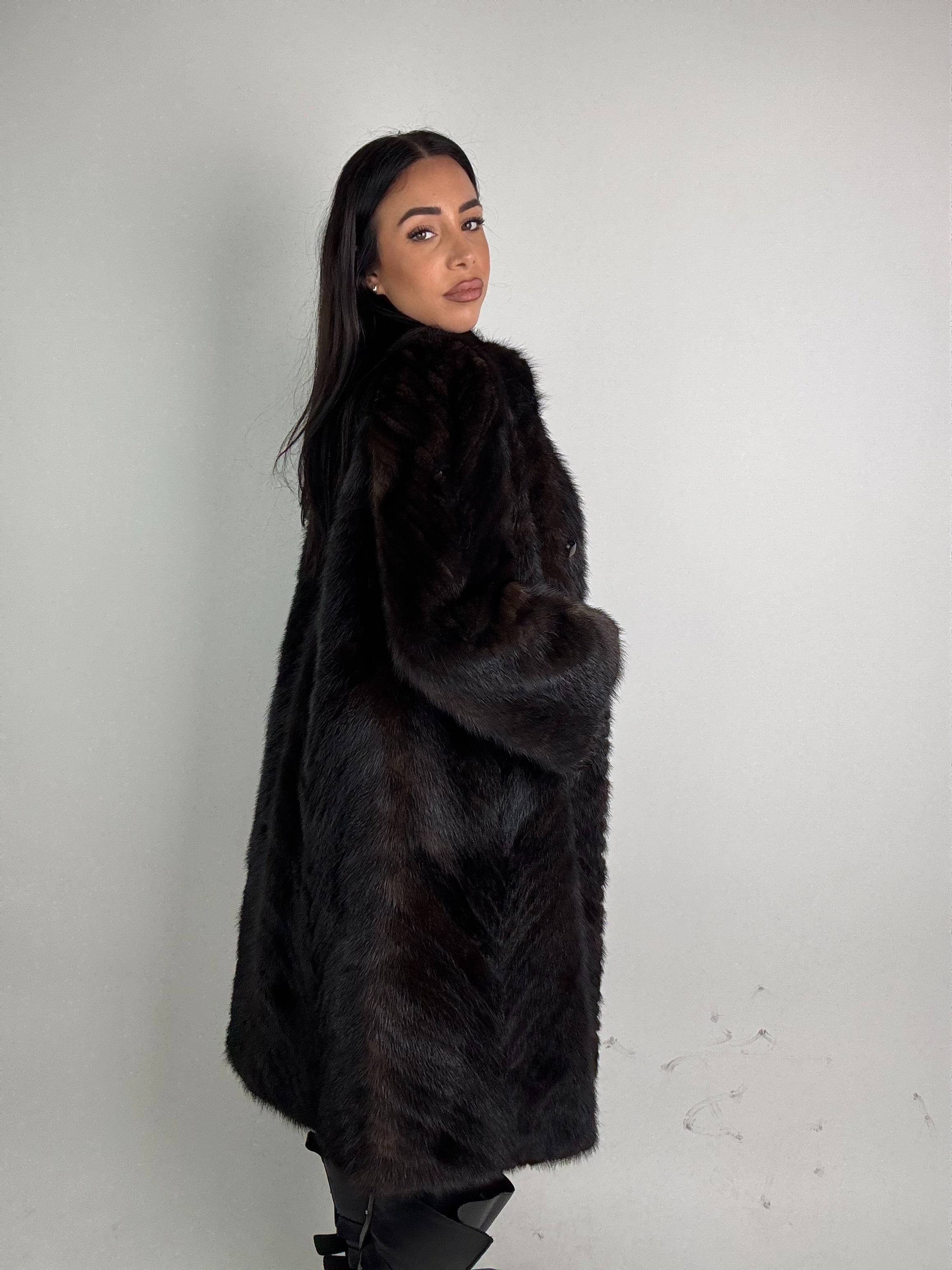 Cappotto in visone N504
