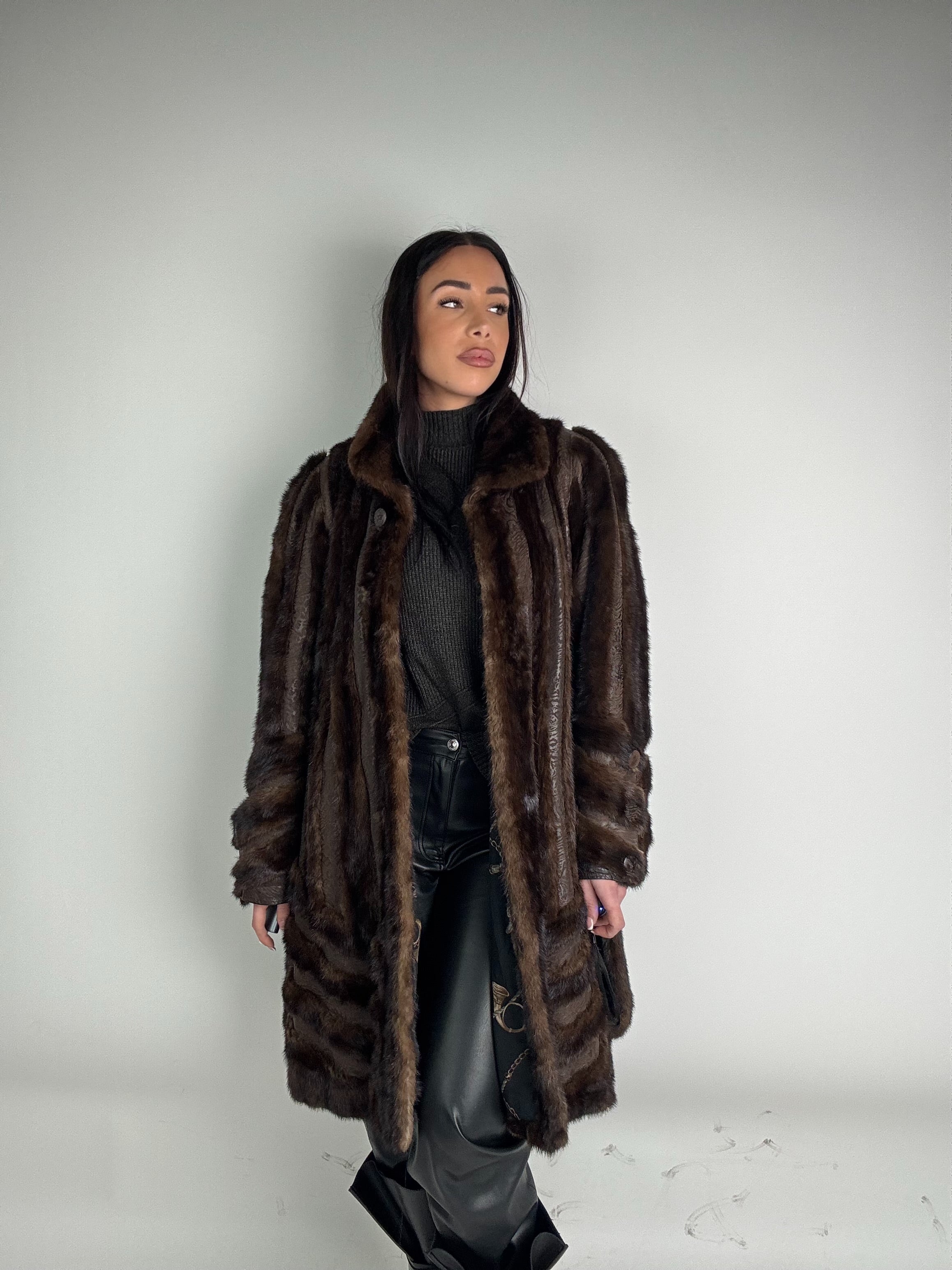 Cappotto in visone N505