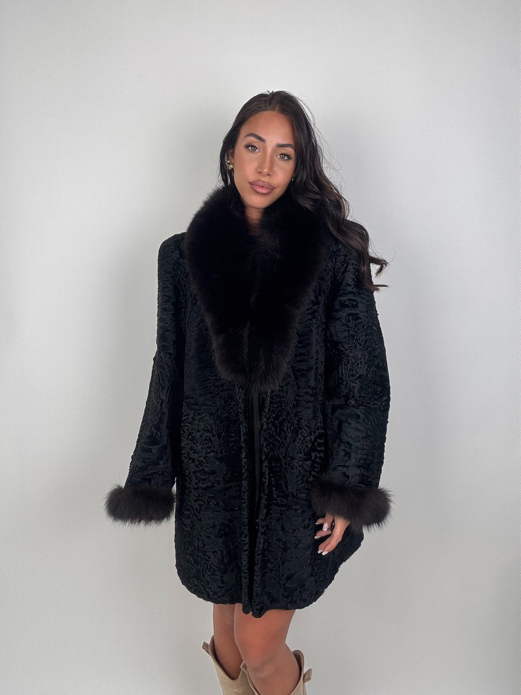 Cappotto in astrakan N76