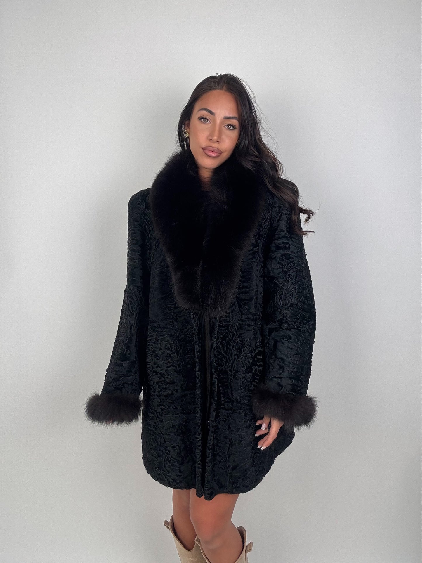 Cappotto in astrakan N76