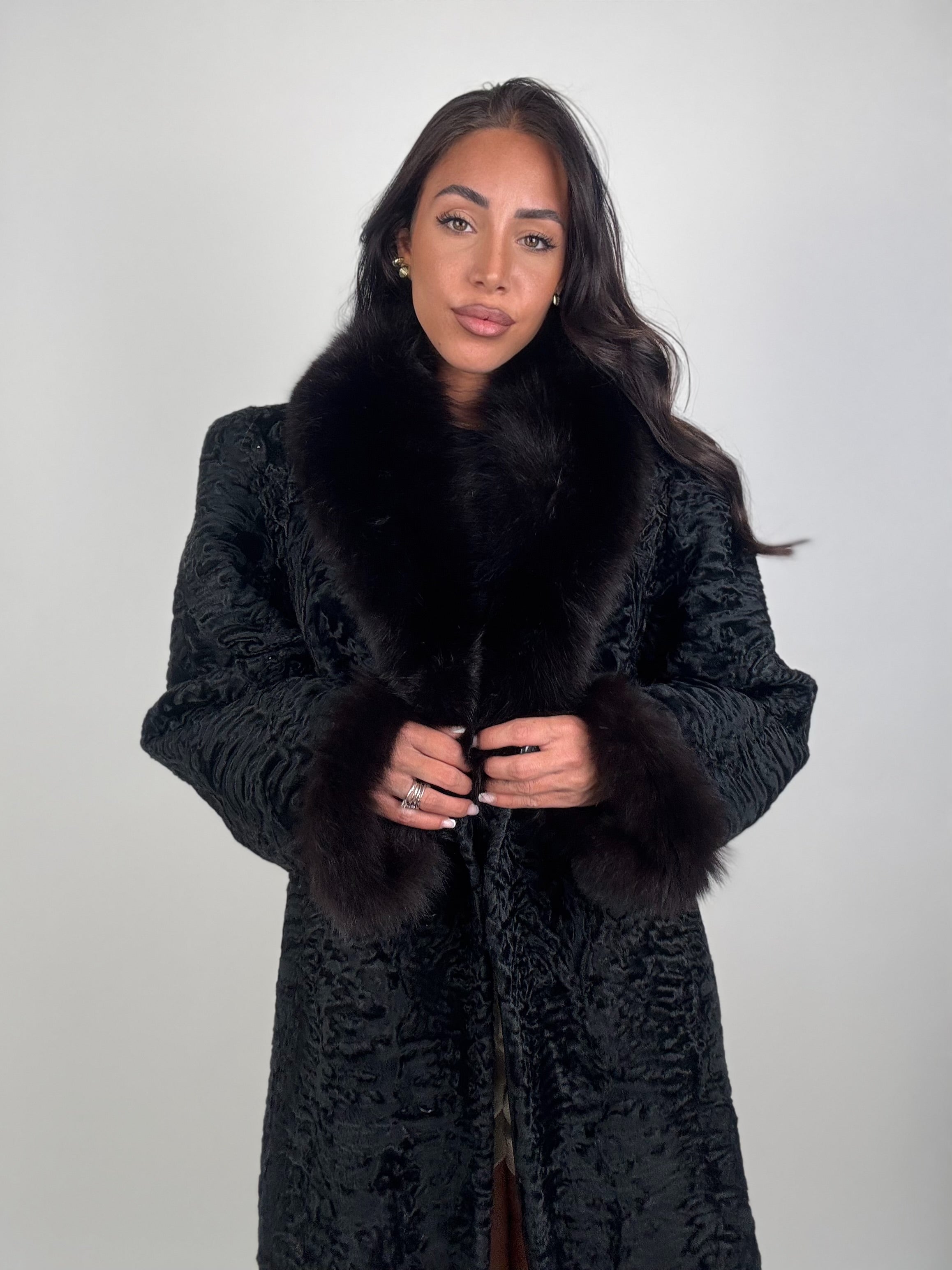 Cappotto in astrakan N76