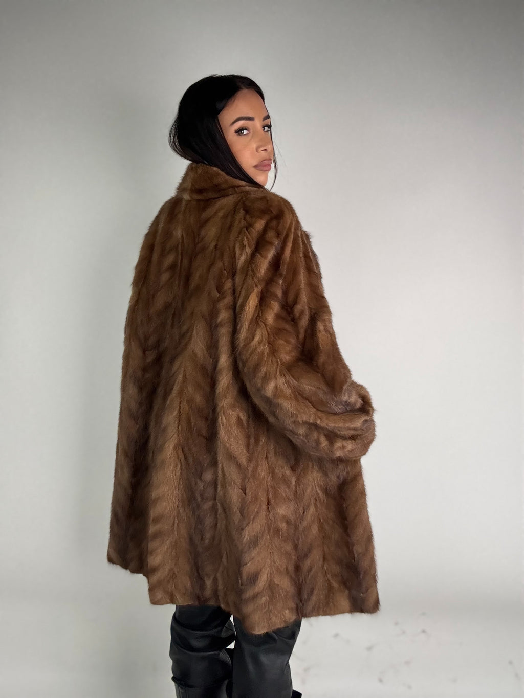 Cappotto in visone N506