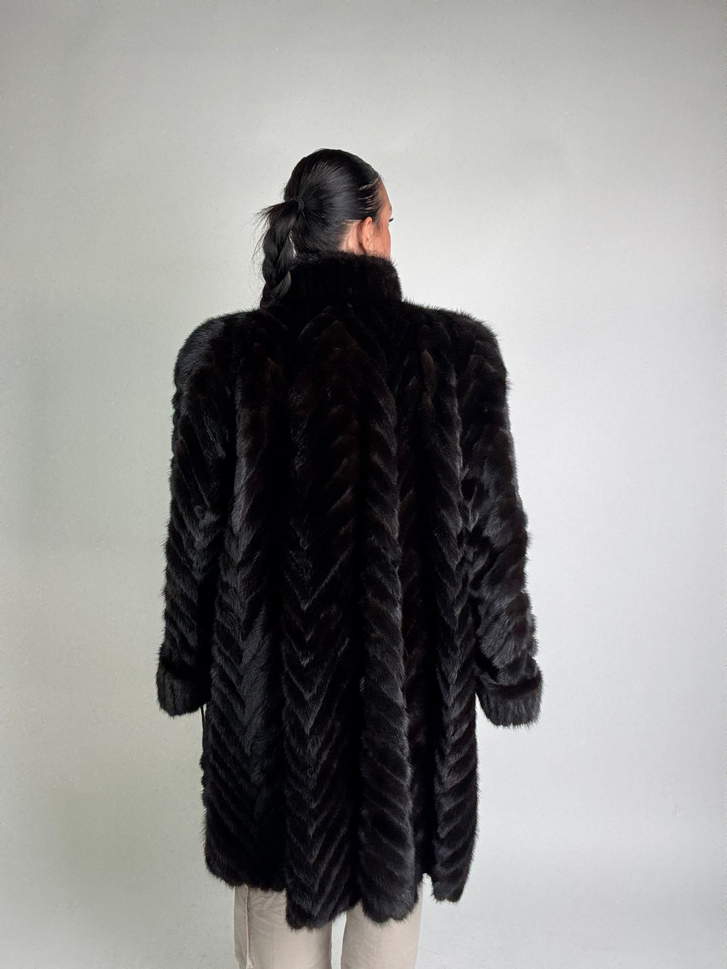 Cappotto in visone N385