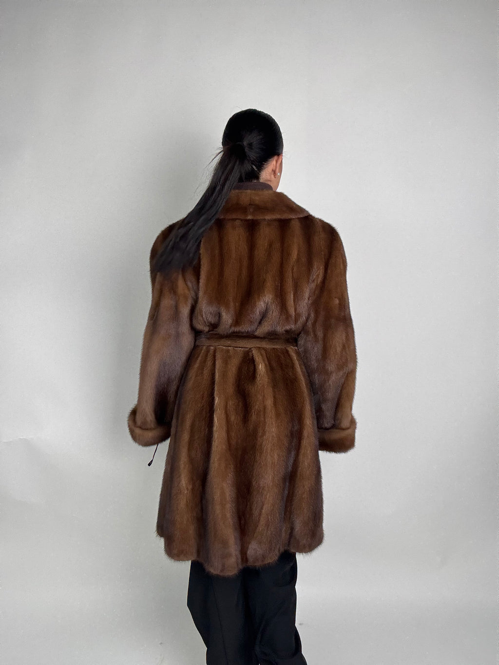 Cappotto in visone N444