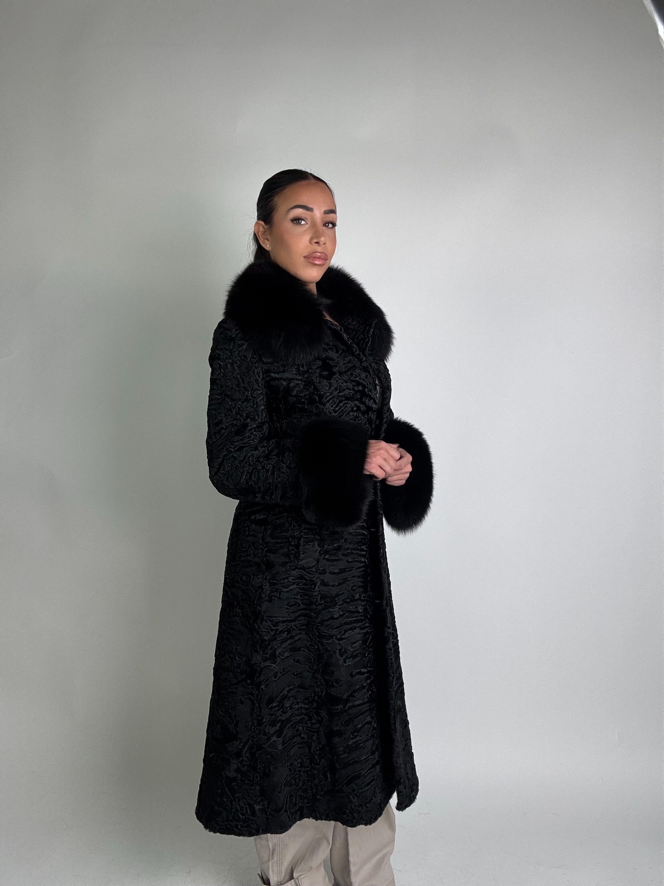 Giacca in astrakan e volpe N25