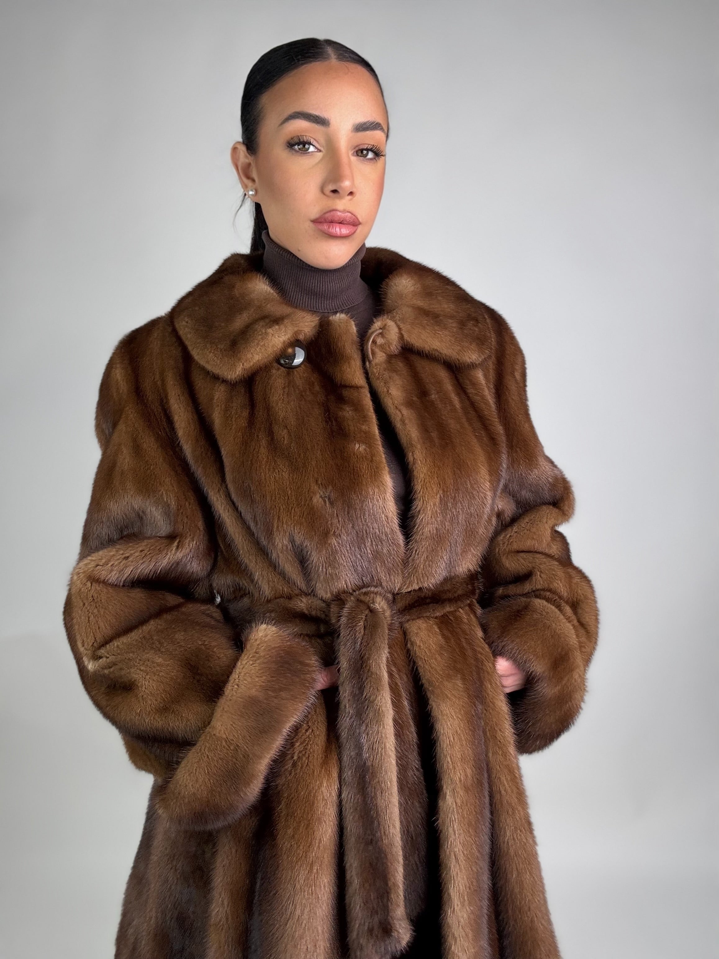 Cappotto in visone N444
