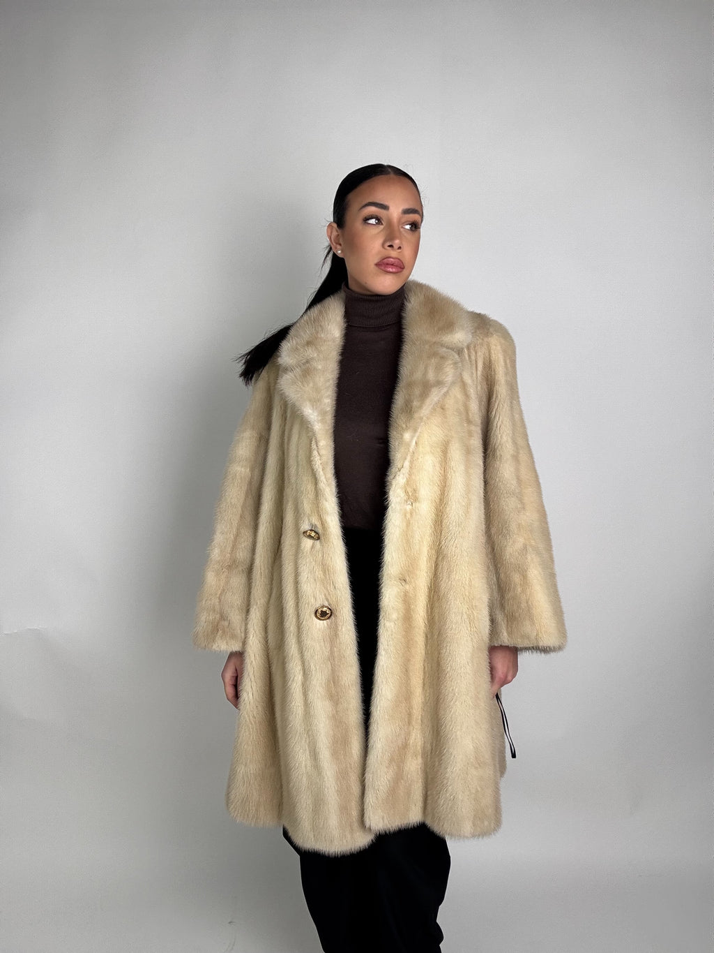 Cappotto in visone N445