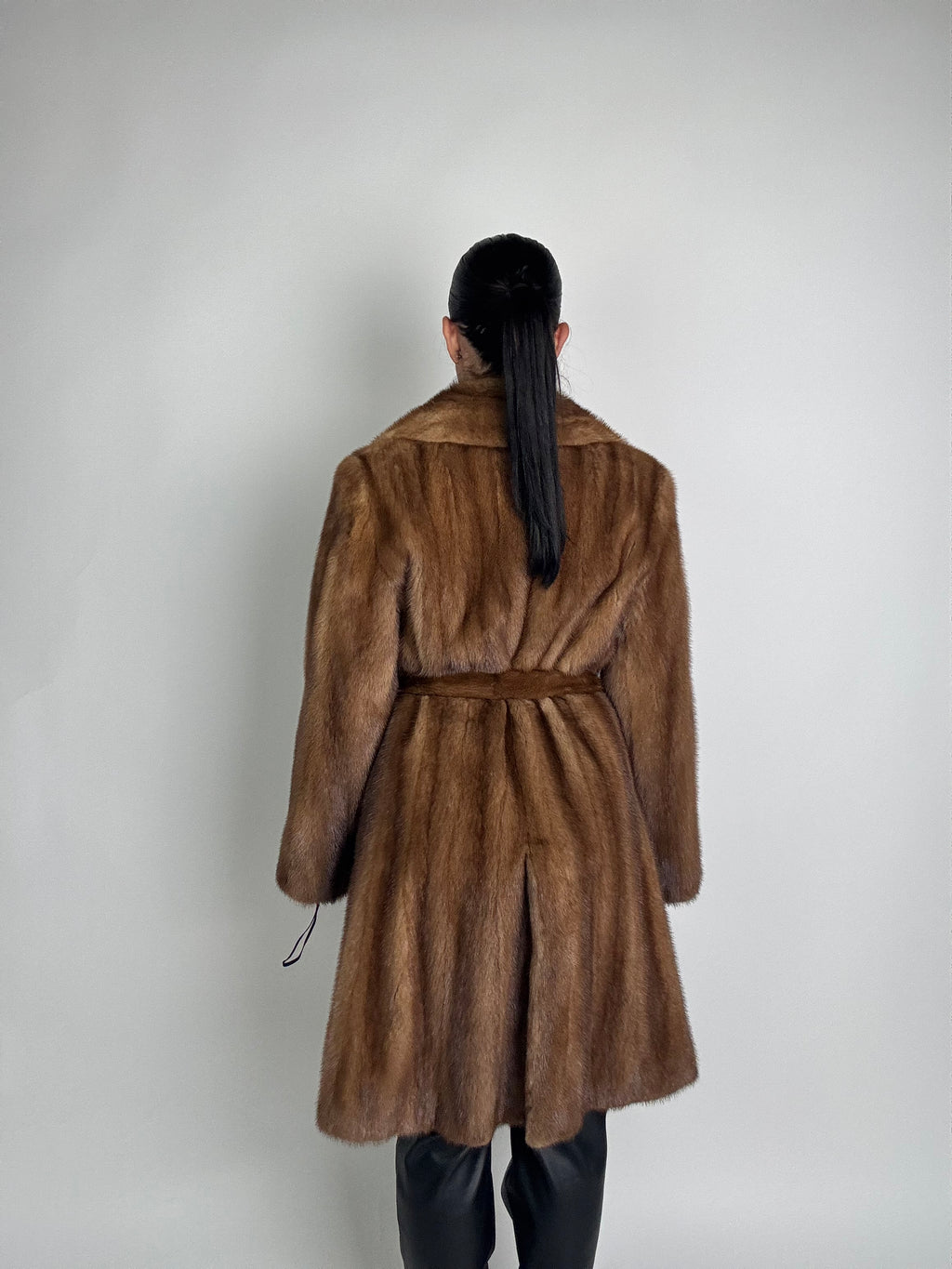 Cappotto in visone N387