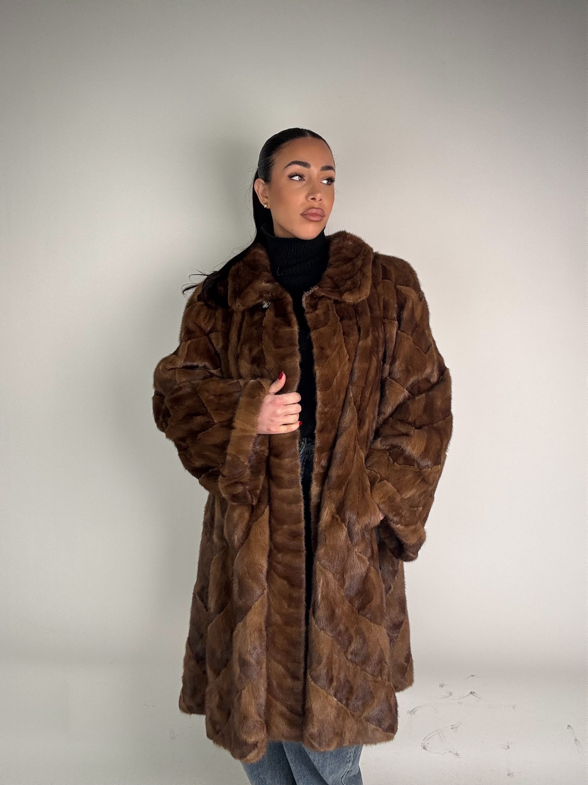 Cappotto in visone N512