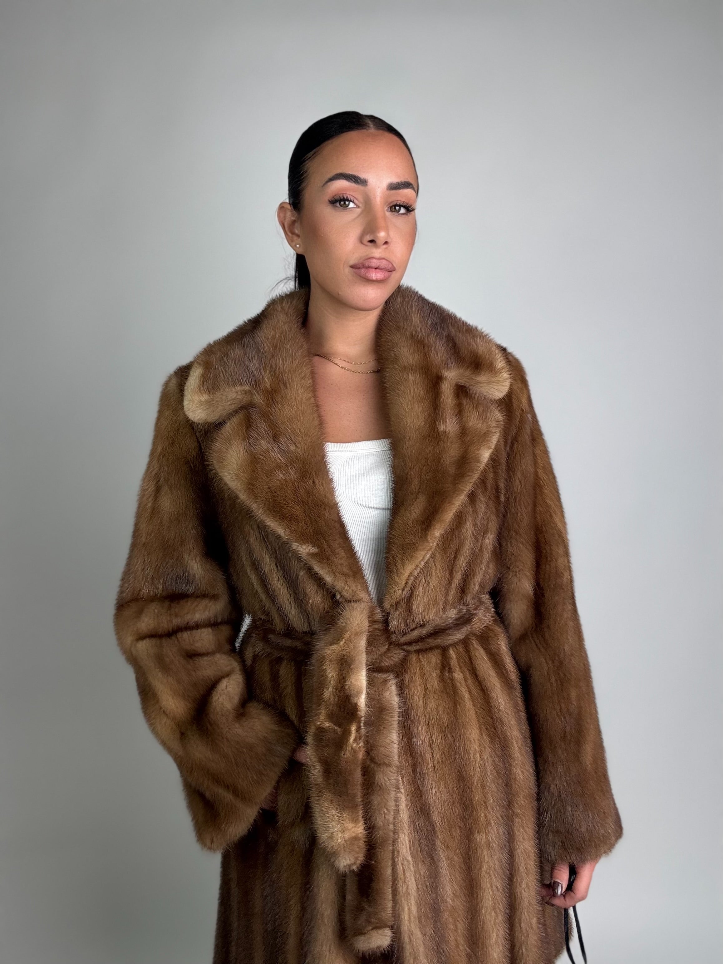 Cappotto in visone N387