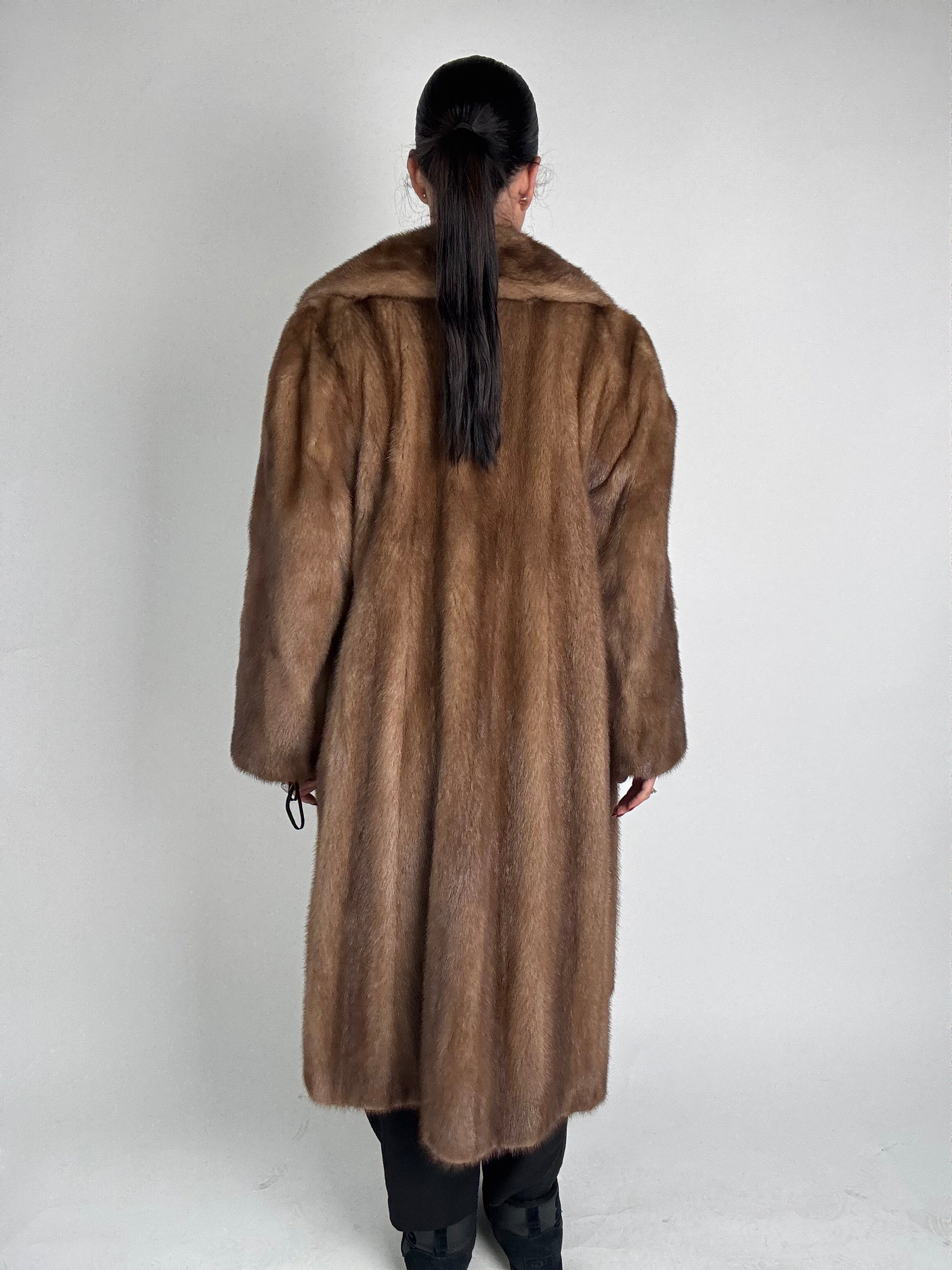Cappotto in visone N447