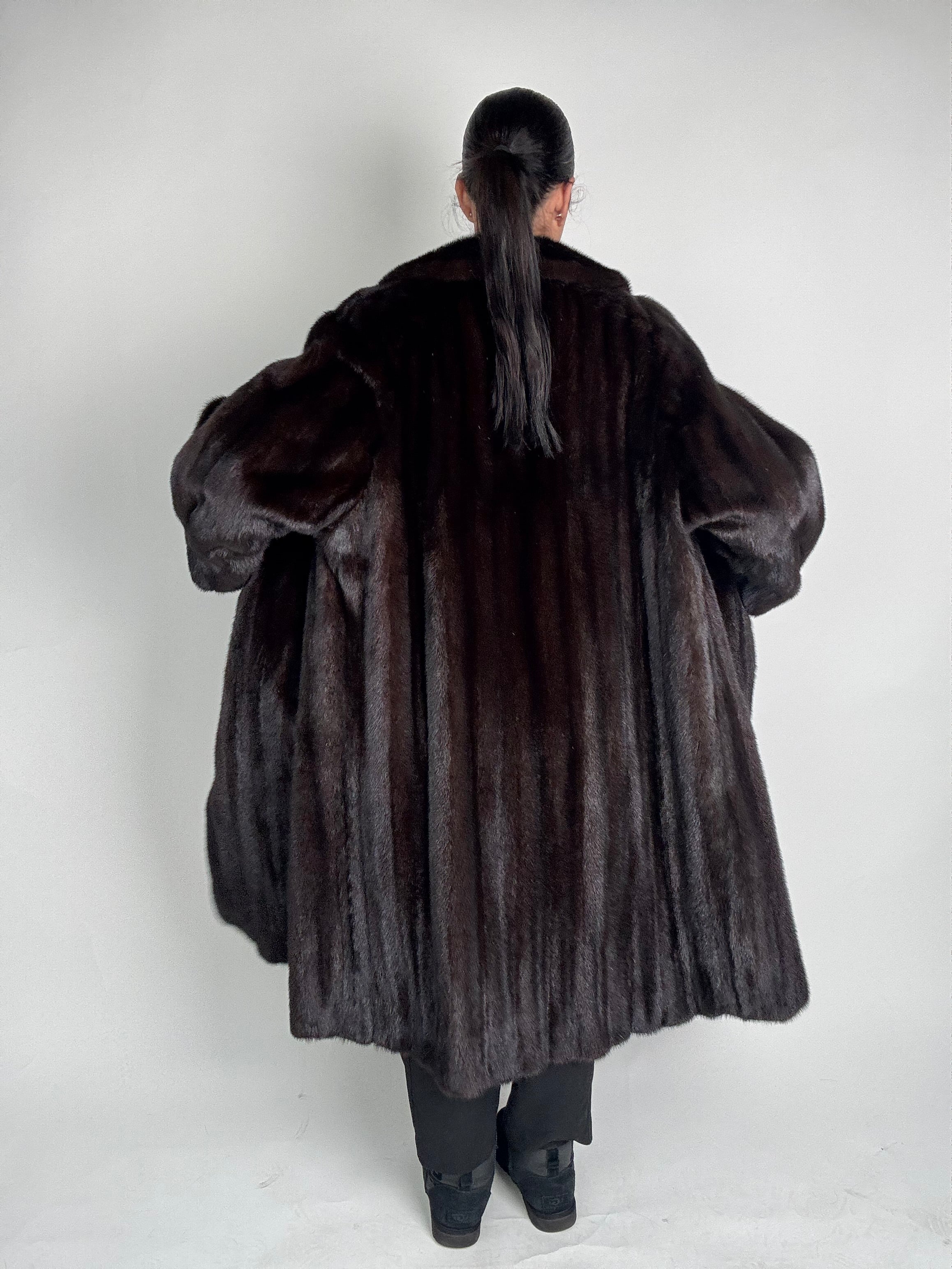 Cappotto in visone N448