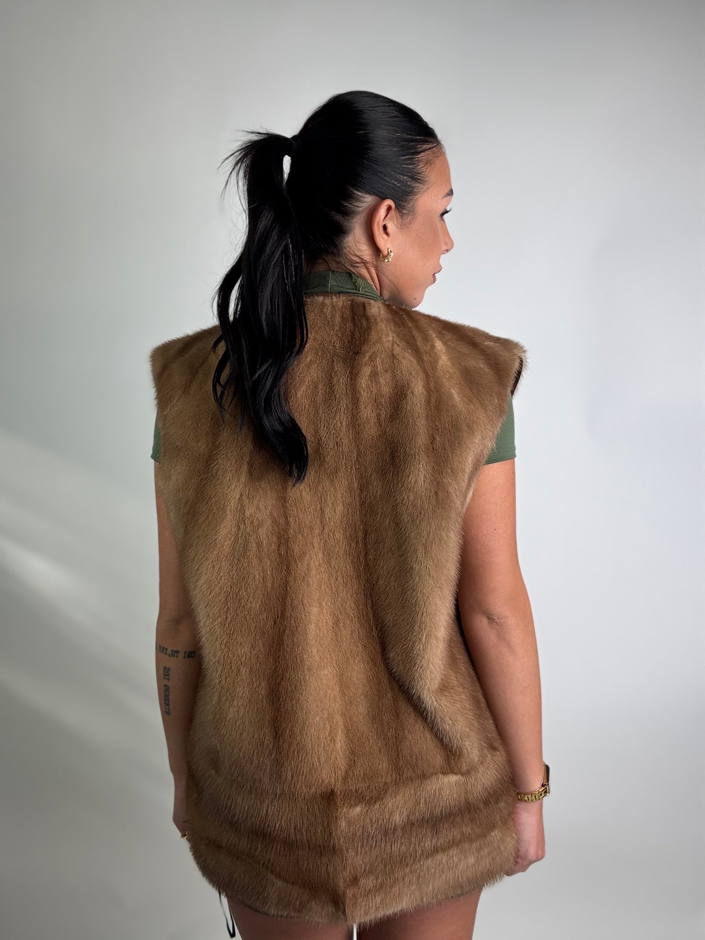 Smanicato in visone N236