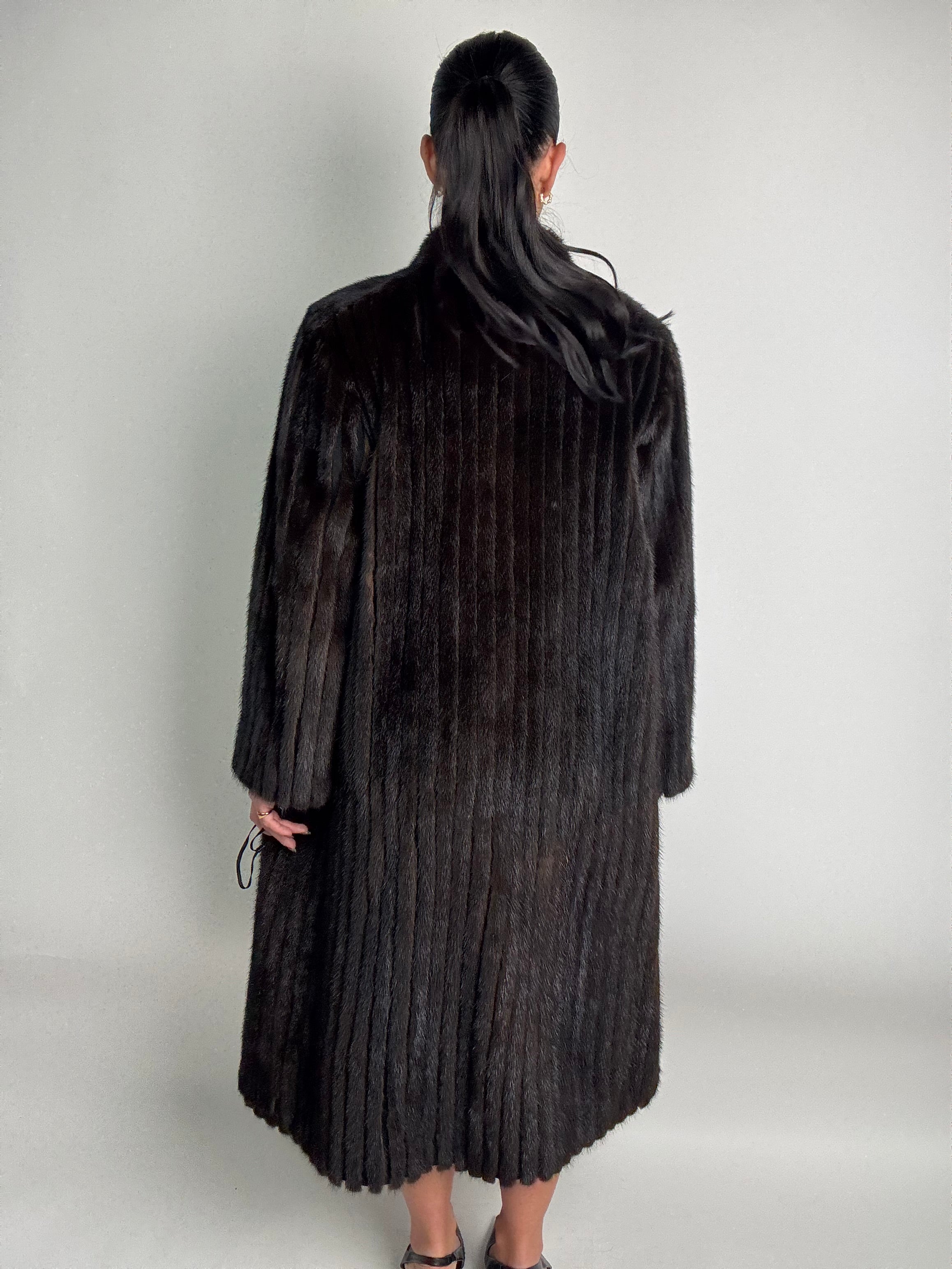 Cappotto in visone N217