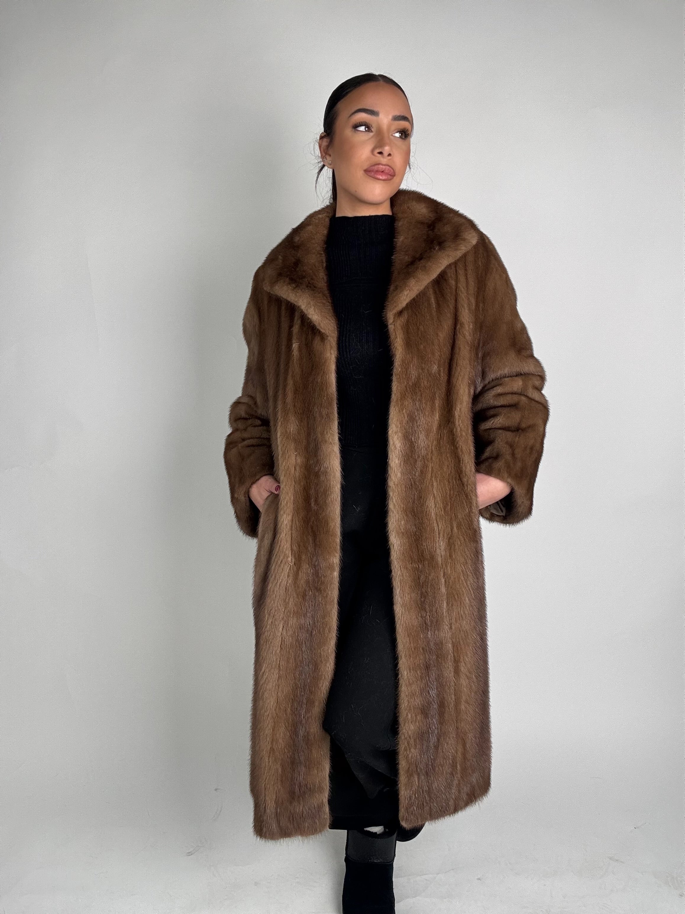 Cappotto in visone N447