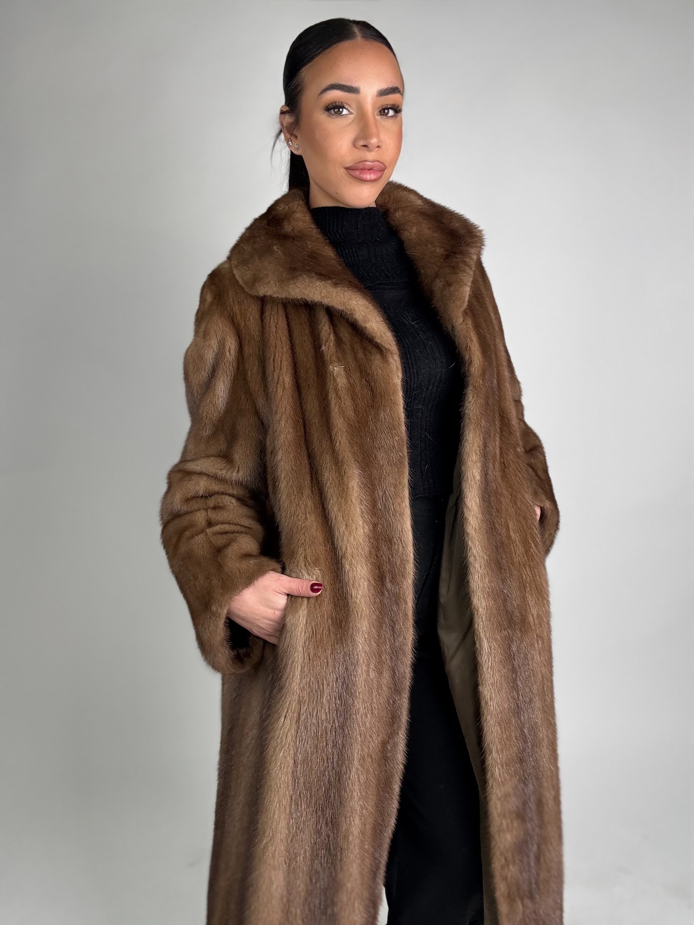Cappotto in visone N447