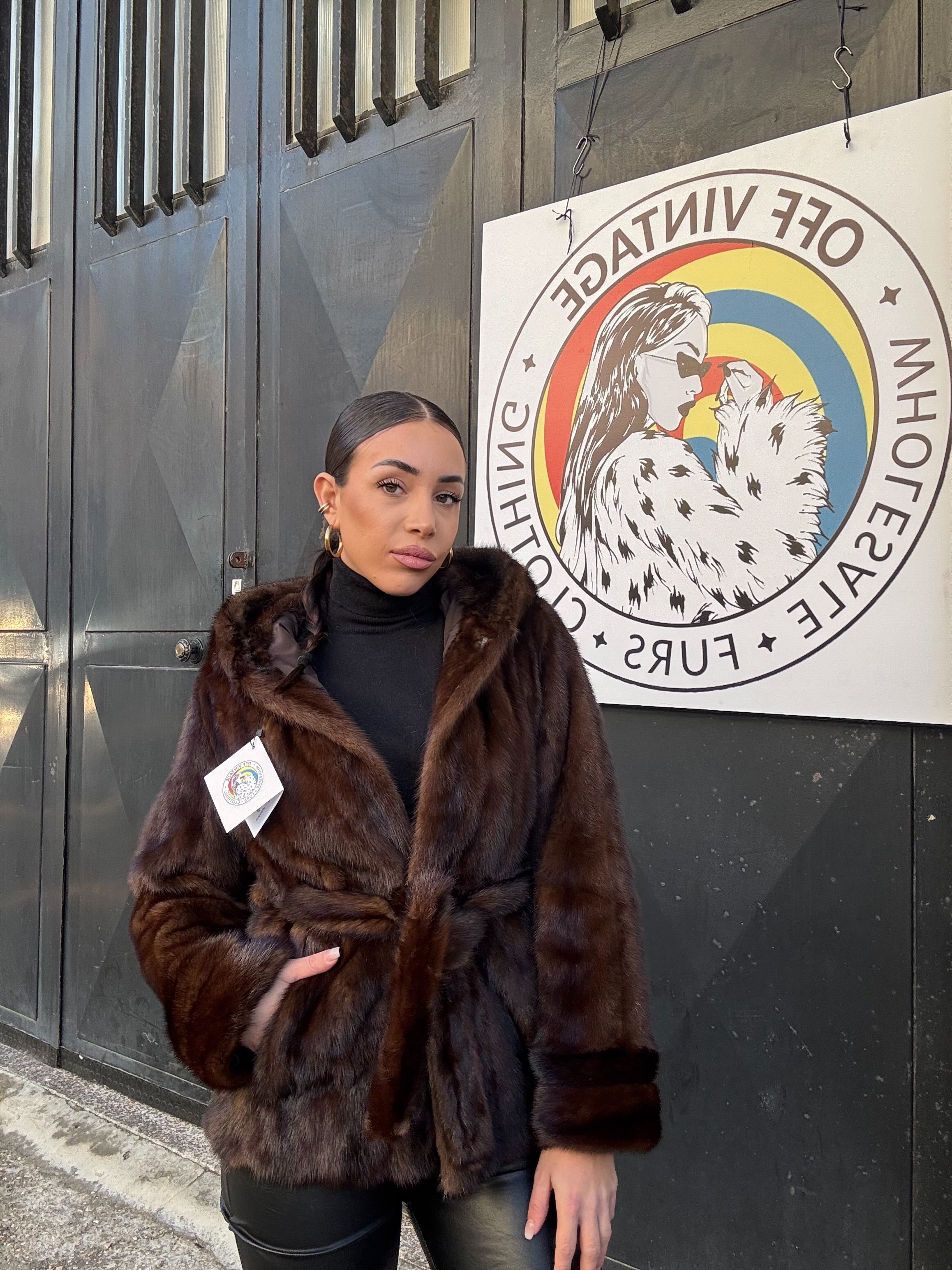 Giacca in visone cintura e cappuccio