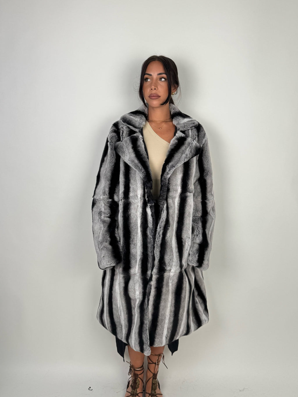 Cappotto in rex cincillà N749