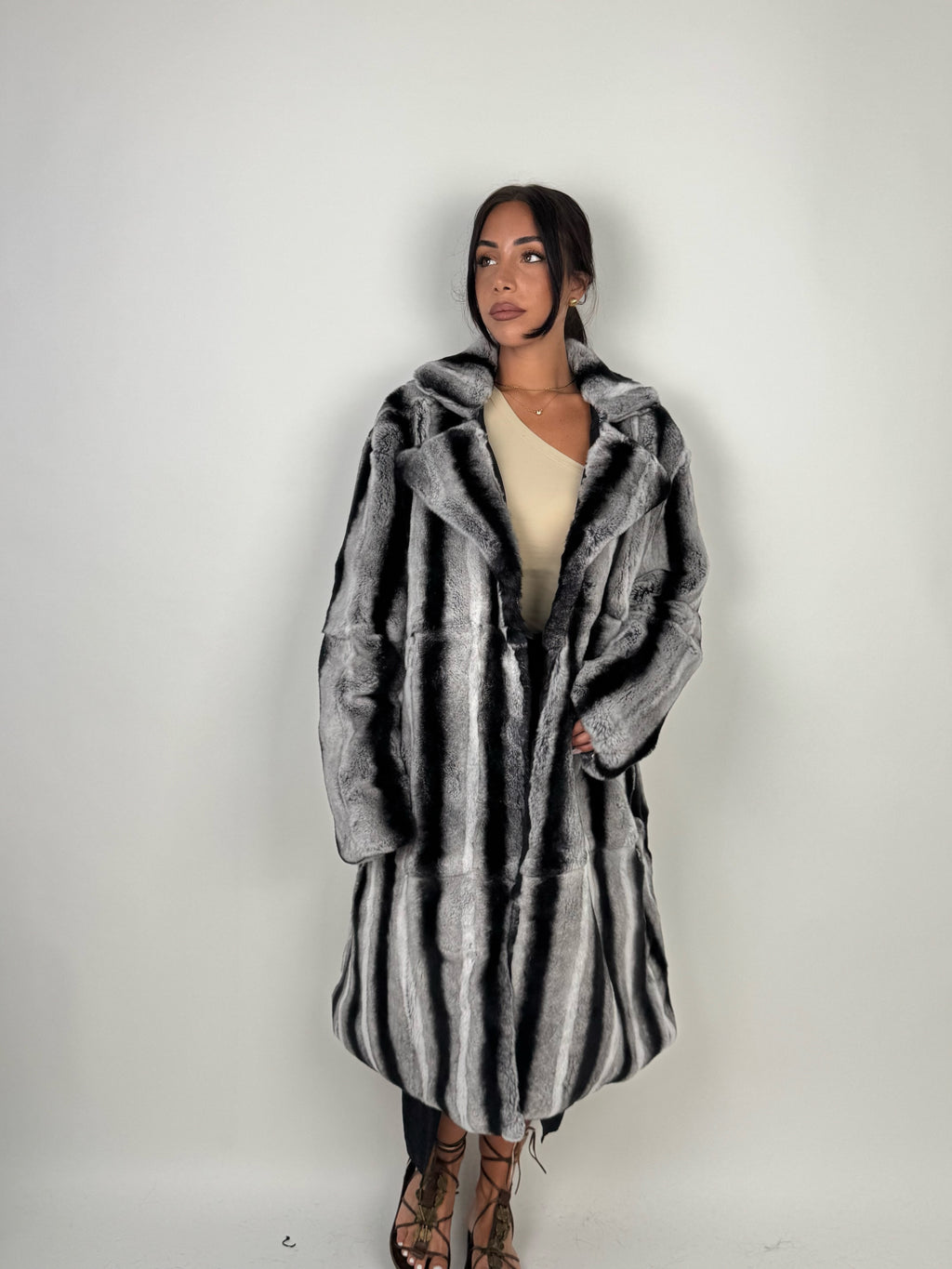 Cappotto in rex cincillà N749