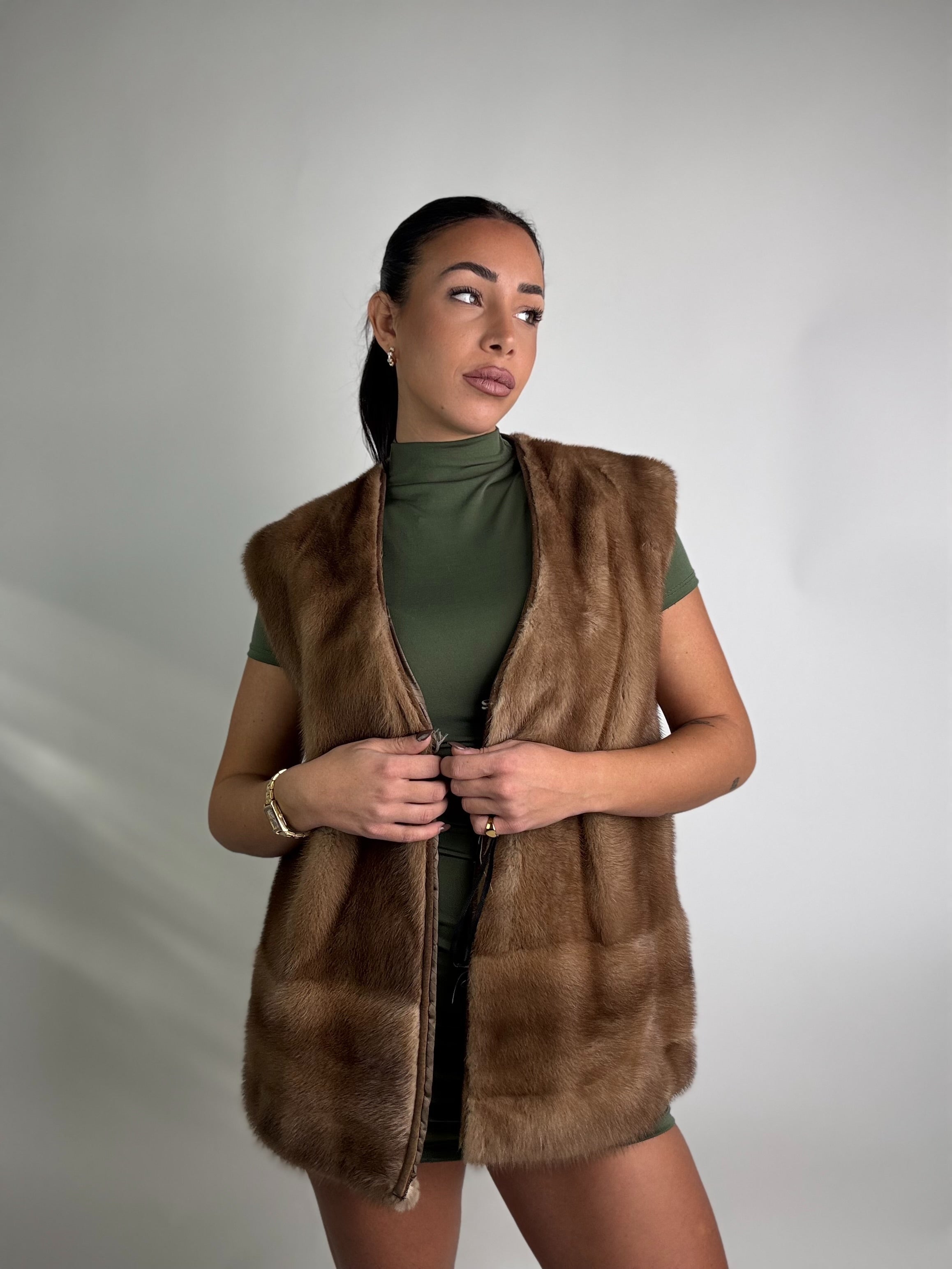 Smanicato in visone N236