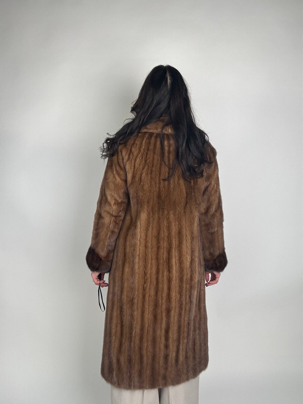 Cappotto in visone N449