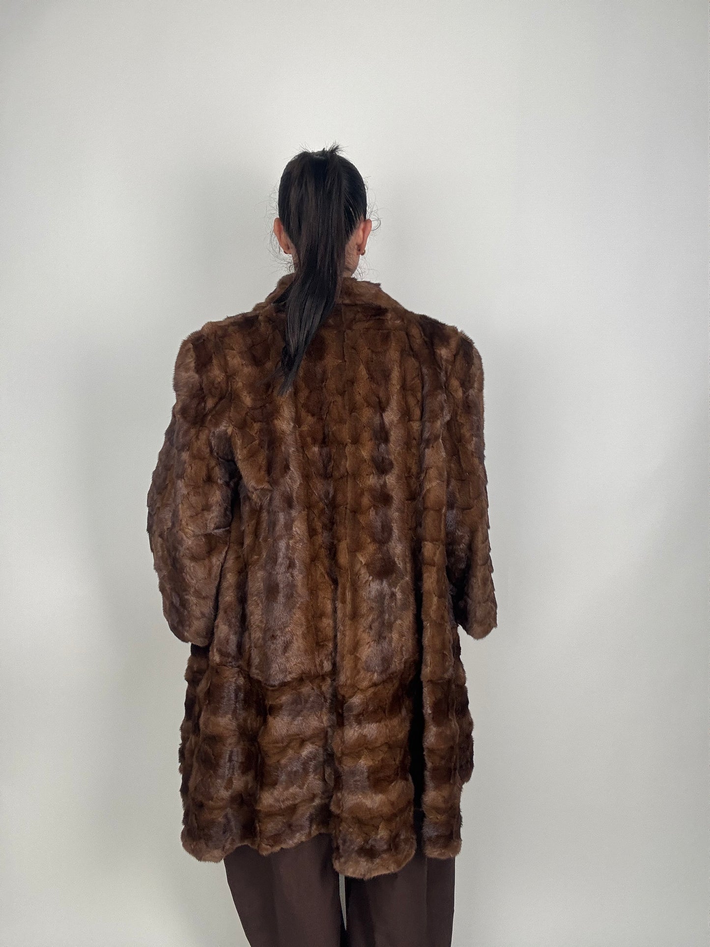 Cappotto in visone N613