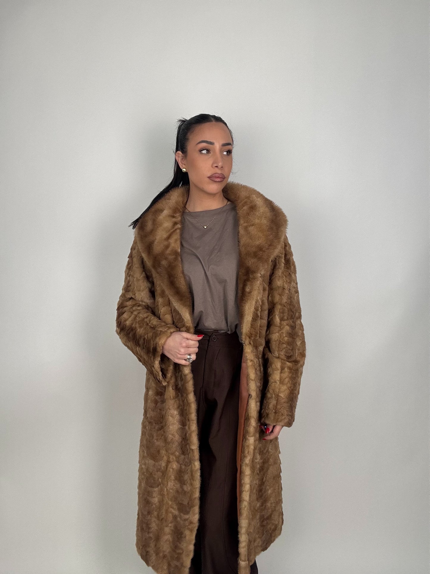 Cappotto in visone N614