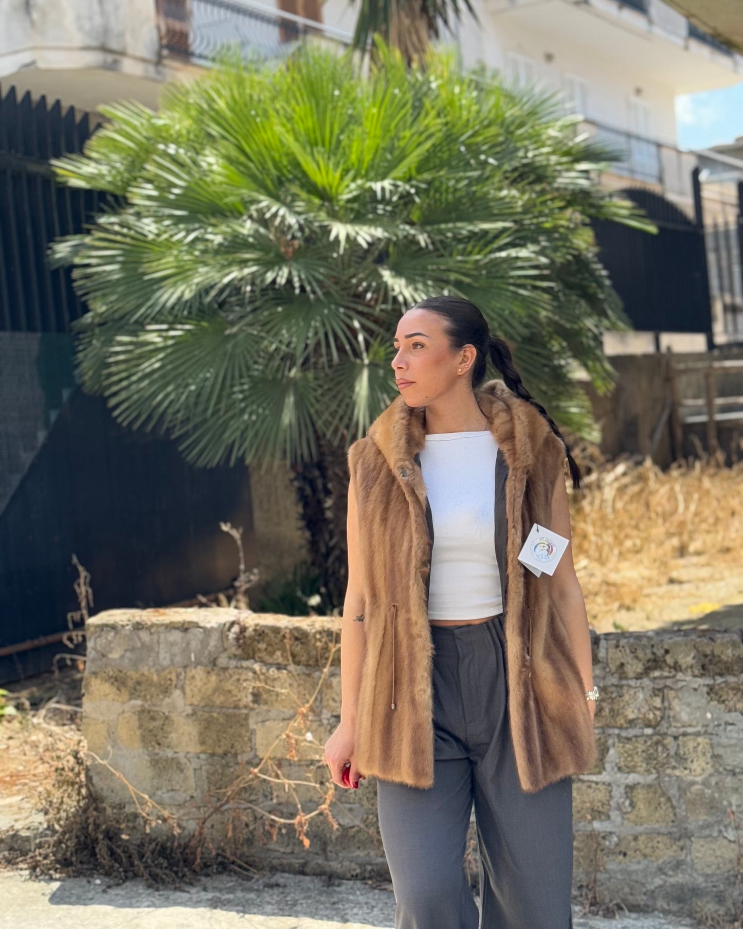 Mink sleeveless jacket