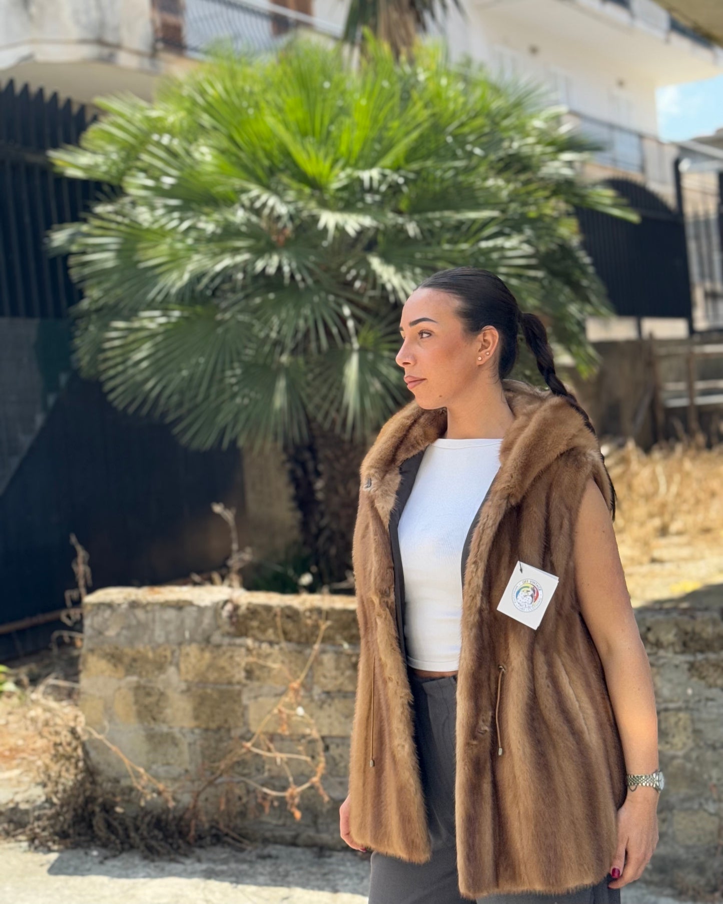 Mink sleeveless jacket