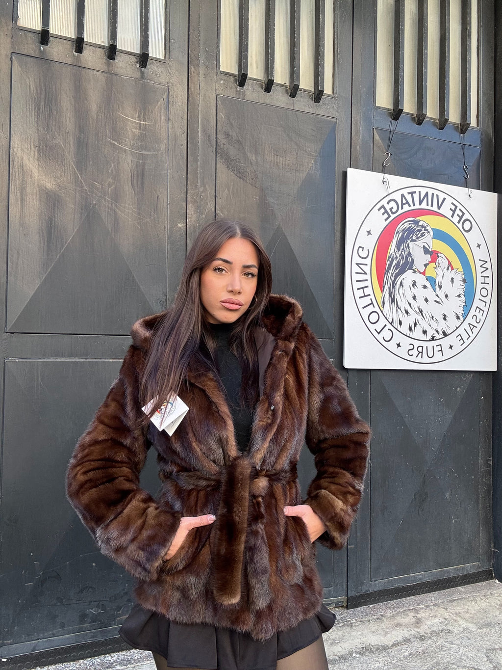 Giacca in visone cintura e cappuccio