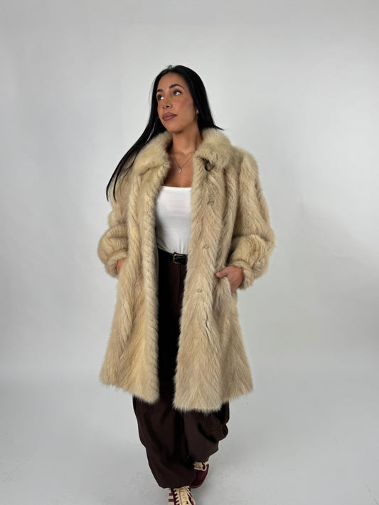 Cappotto in visone N752