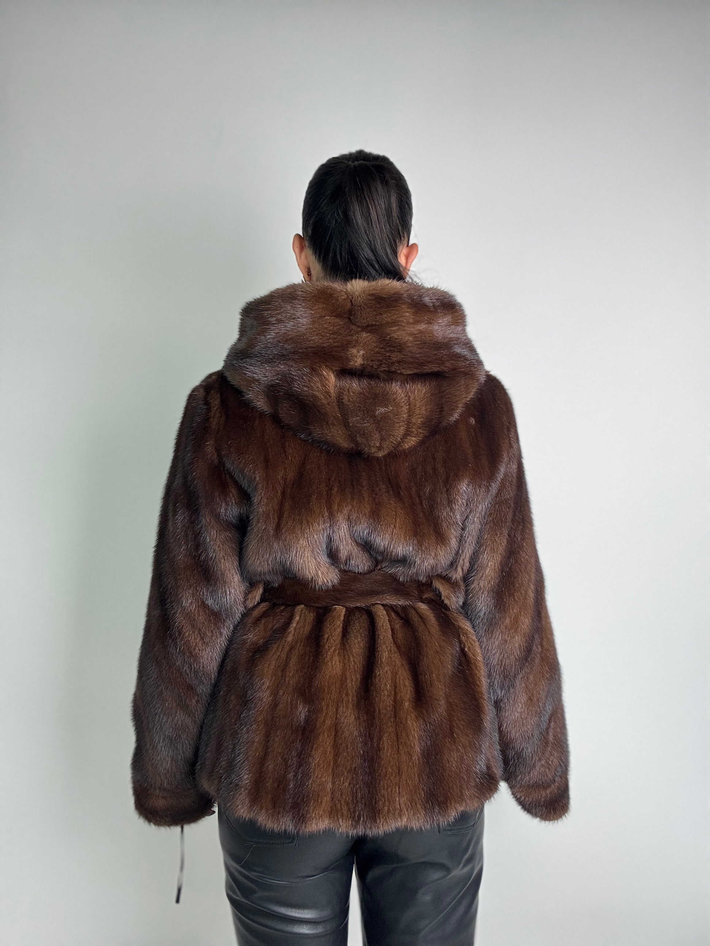 Giacca in visone cintura e cappuccio N128