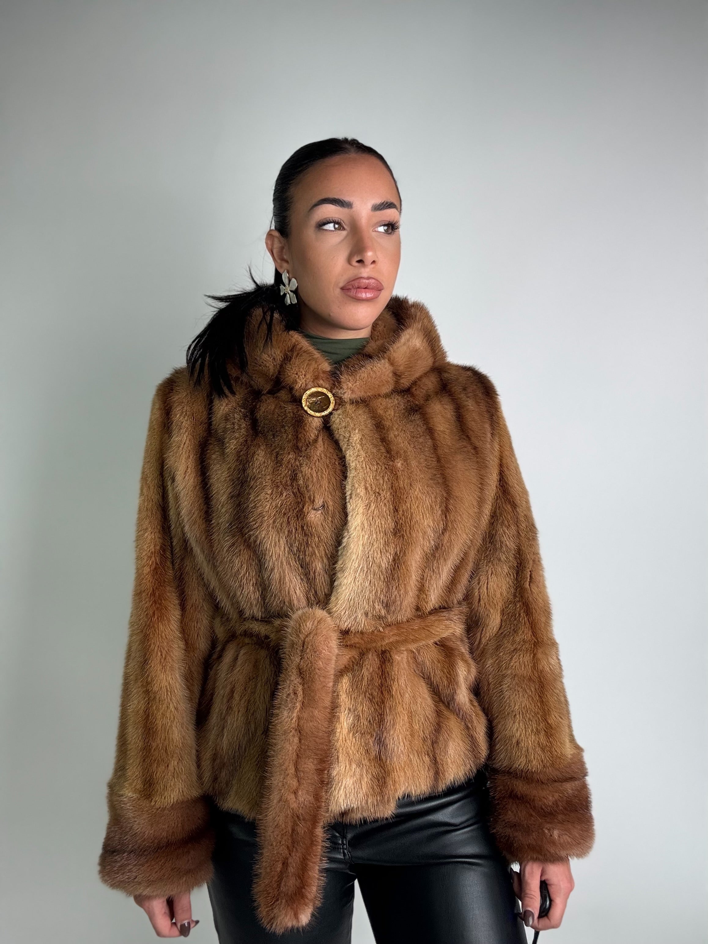 Giacca in visone cintura e cappuccio N125