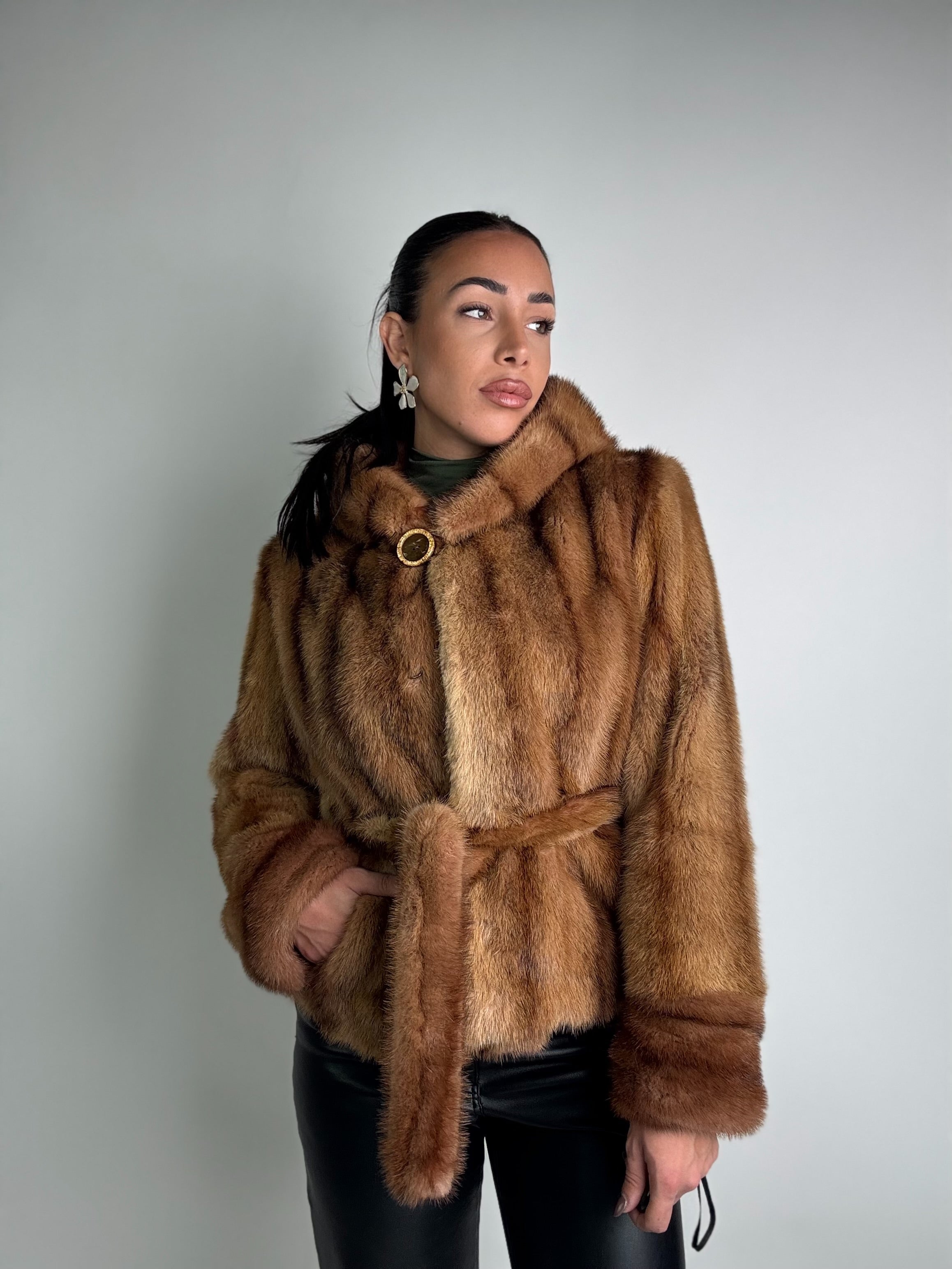 Giacca in visone cintura e cappuccio N125