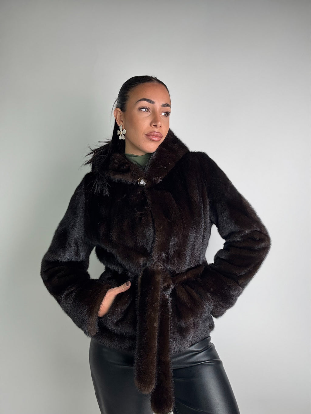 Giacca in visone cintura e cappuccio N127