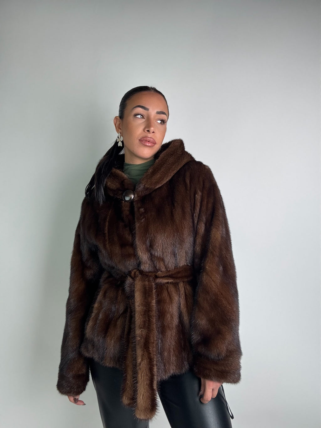 Giacca in visone cintura e cappuccio N128