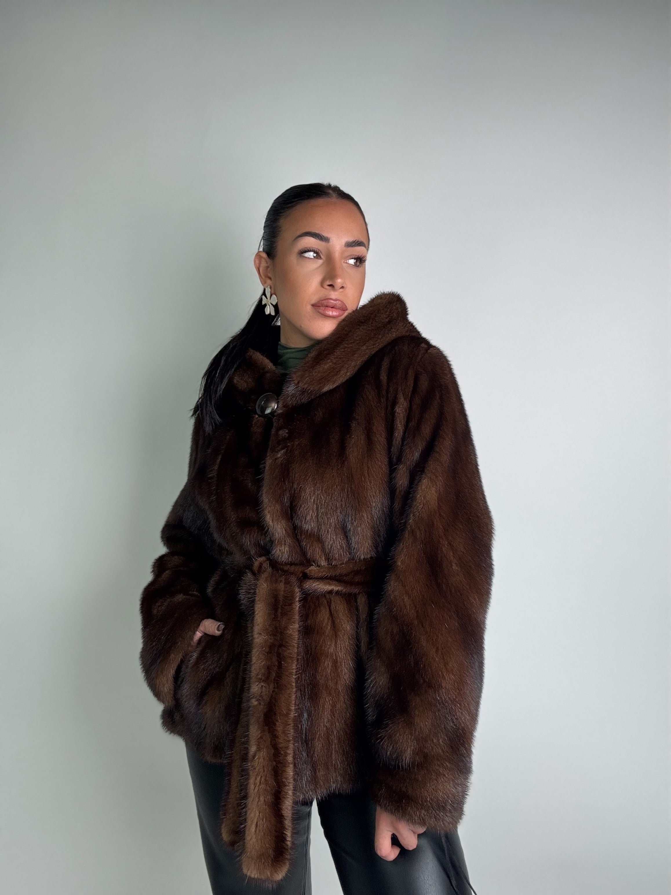 Giacca in visone cintura e cappuccio N128