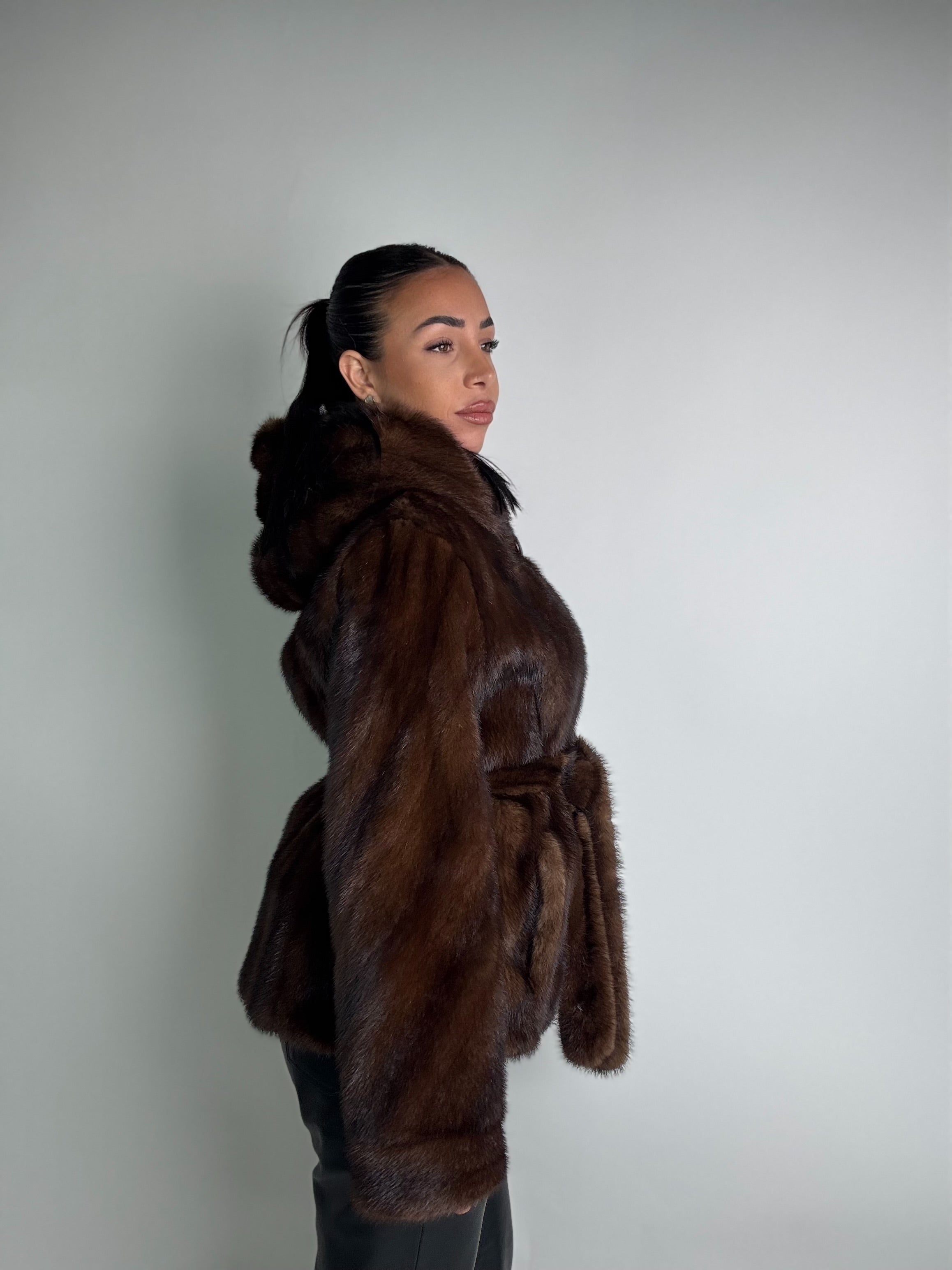 Giacca in visone cintura e cappuccio N128