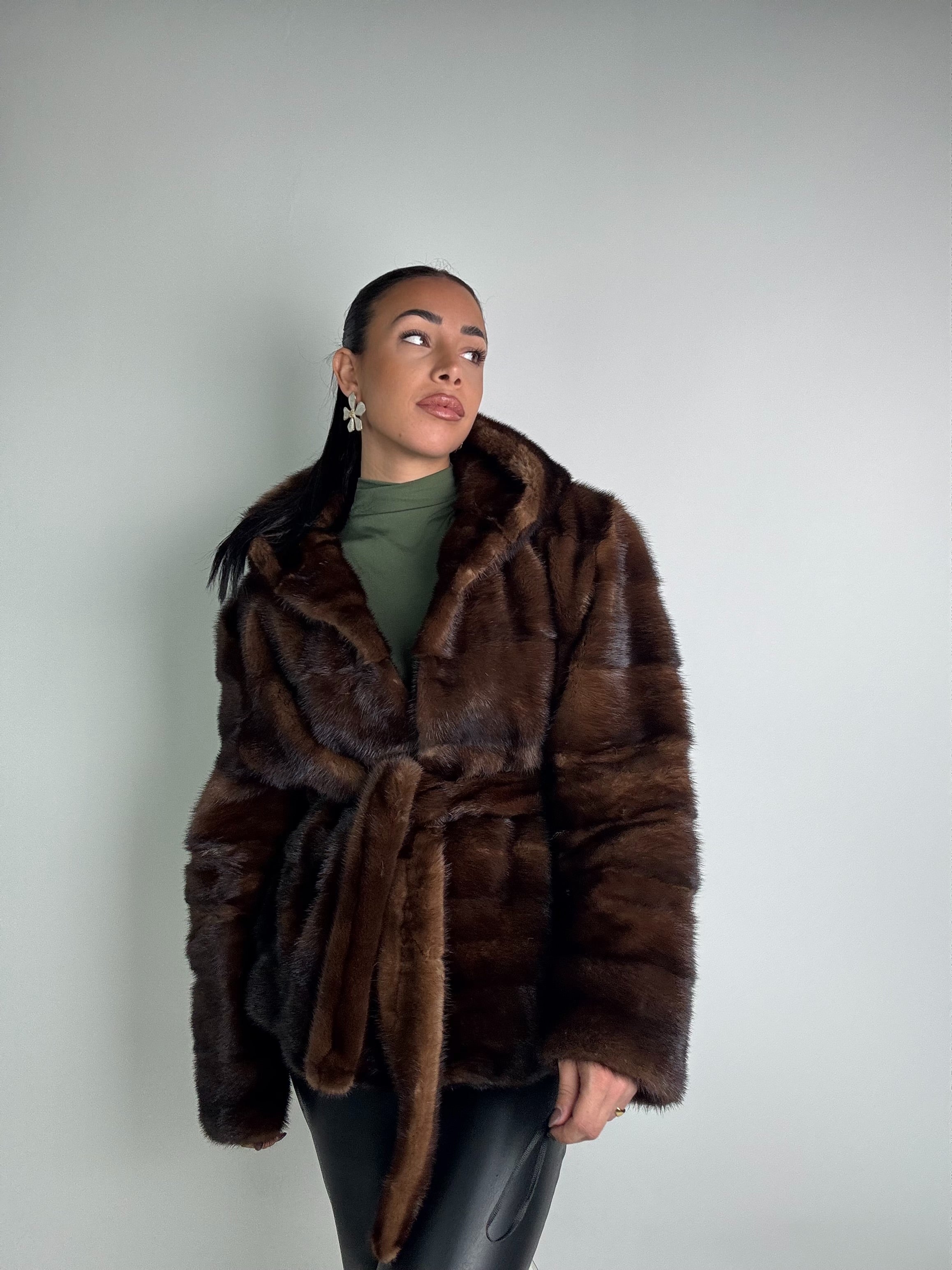 Giacca in visone cintura e cappuccio N129