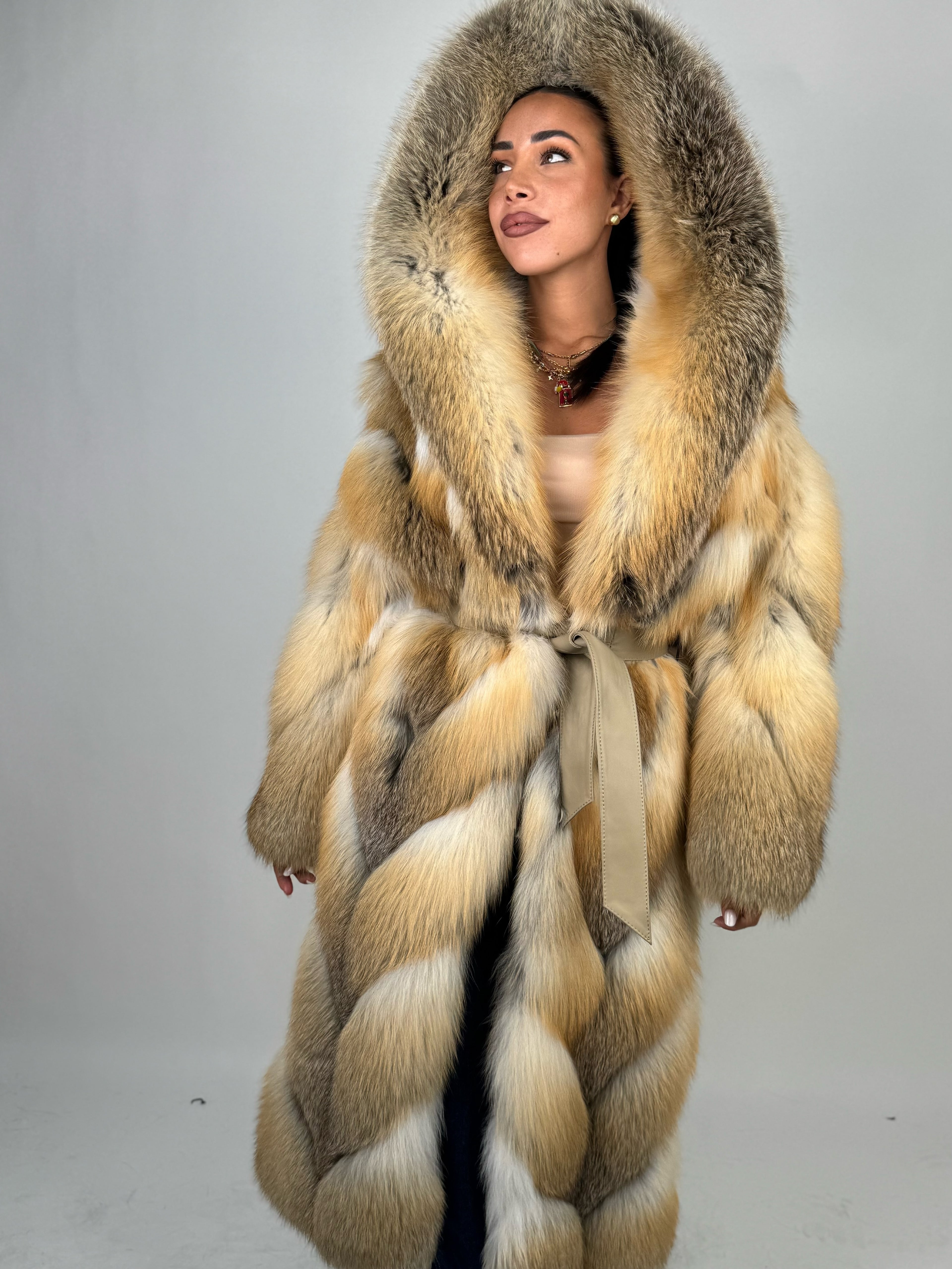 Cappotto in volpe golden N765