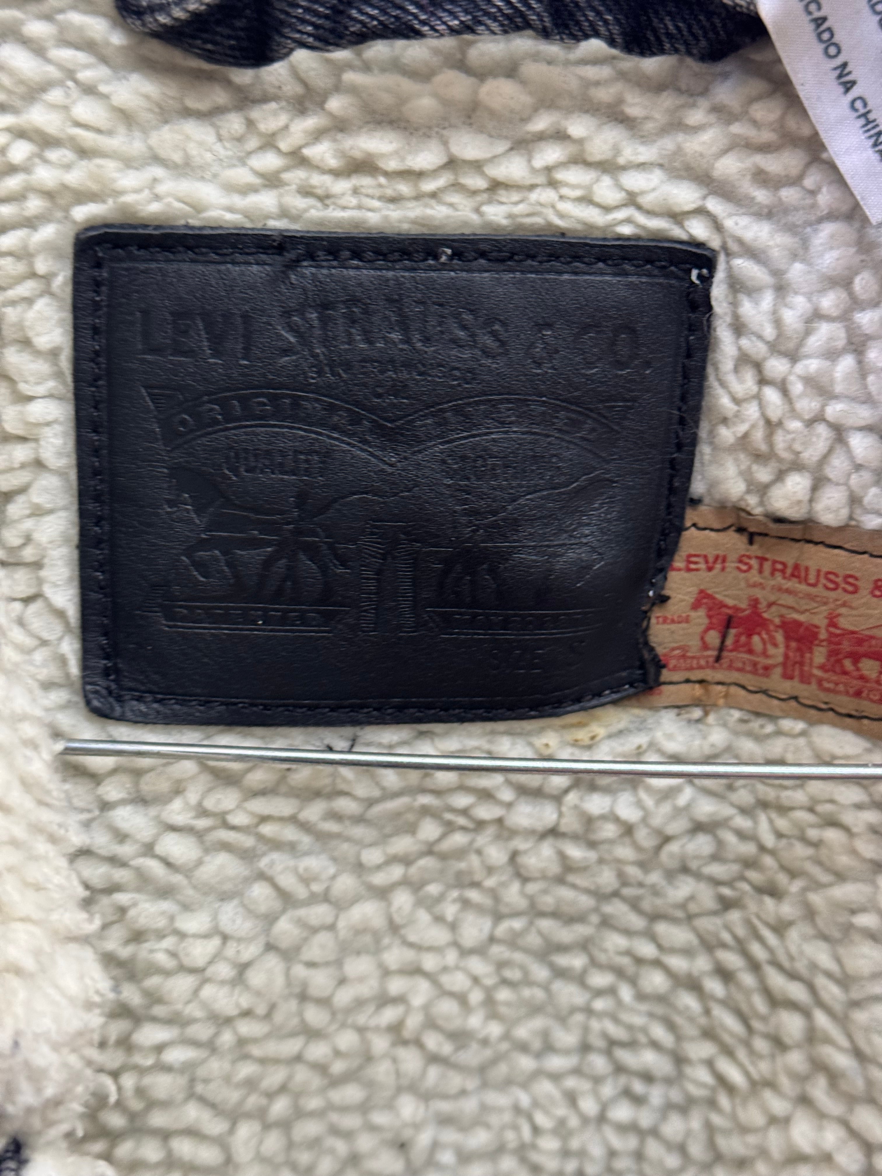 Levi's sherpa
