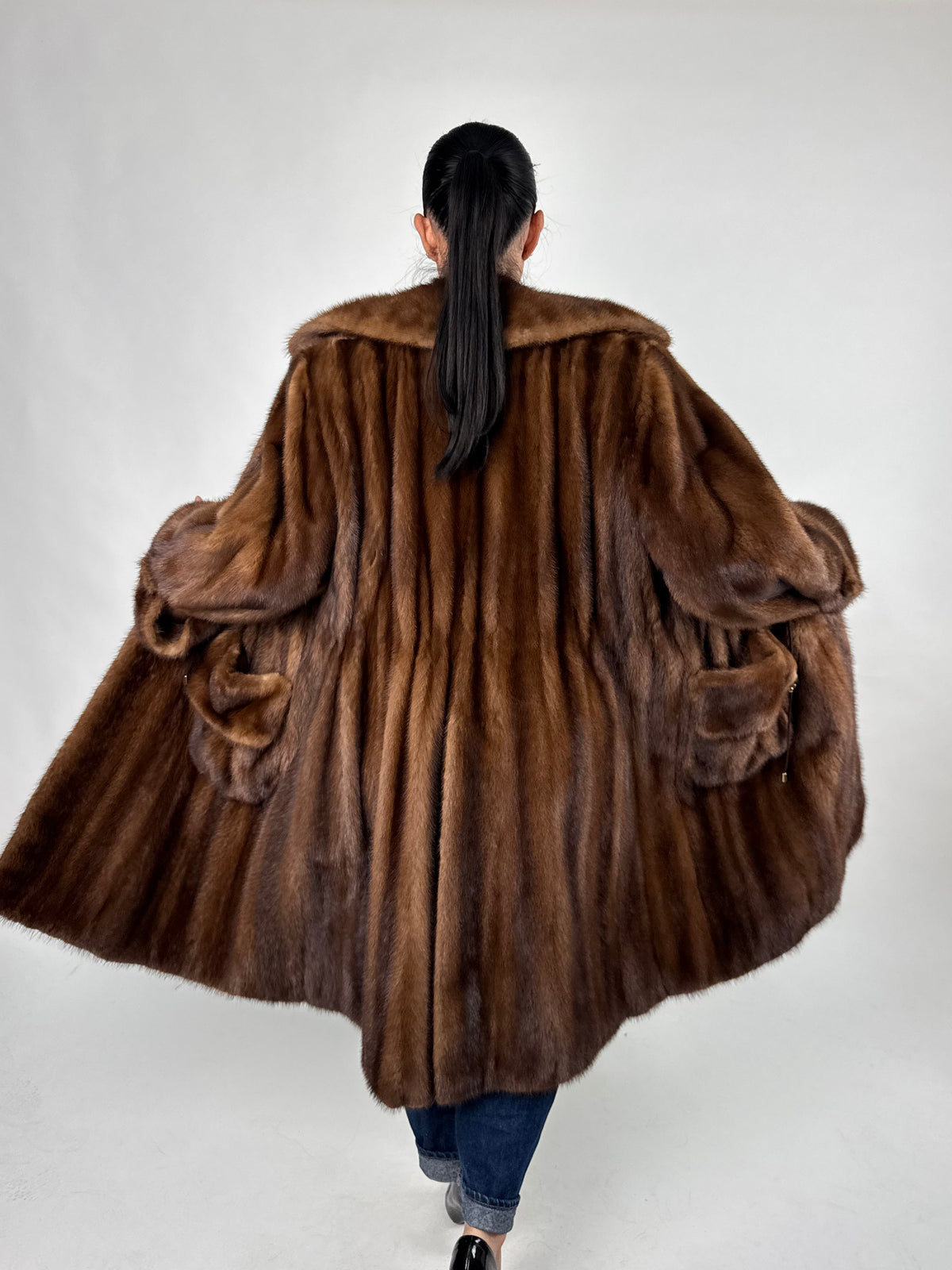 Cappotto in visone N758