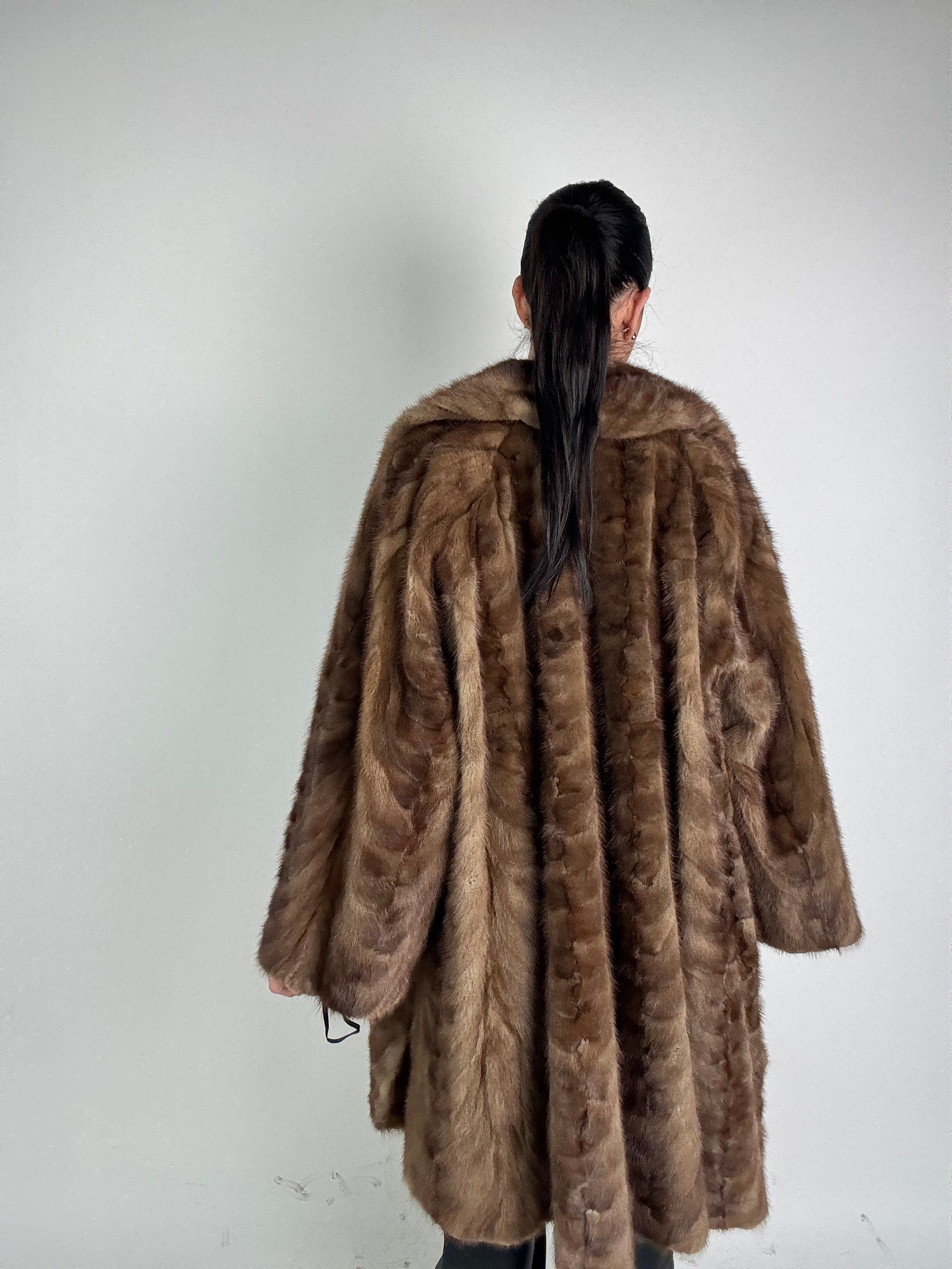 Cappotto in visone N518