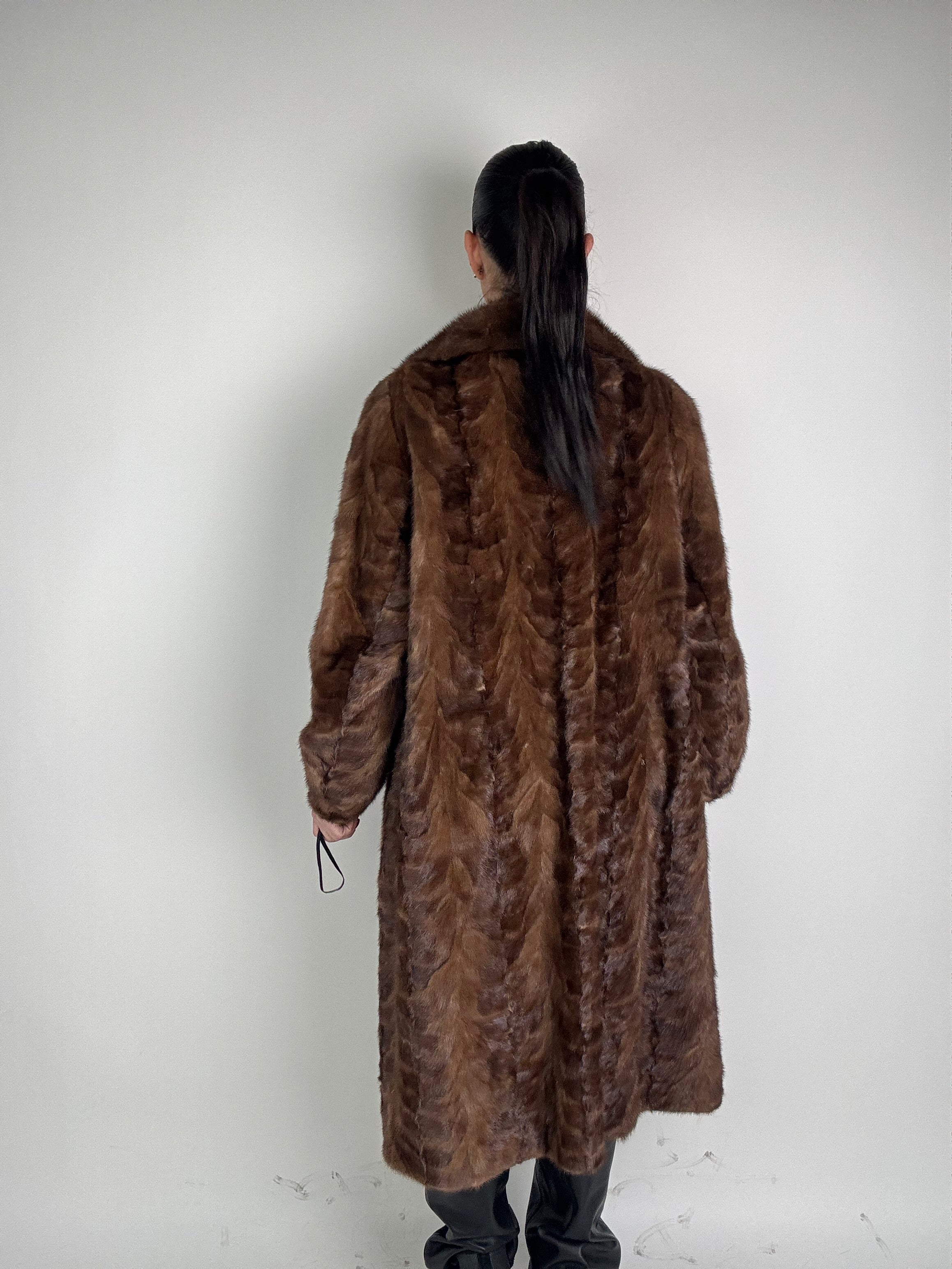 Cappotto in visone N519