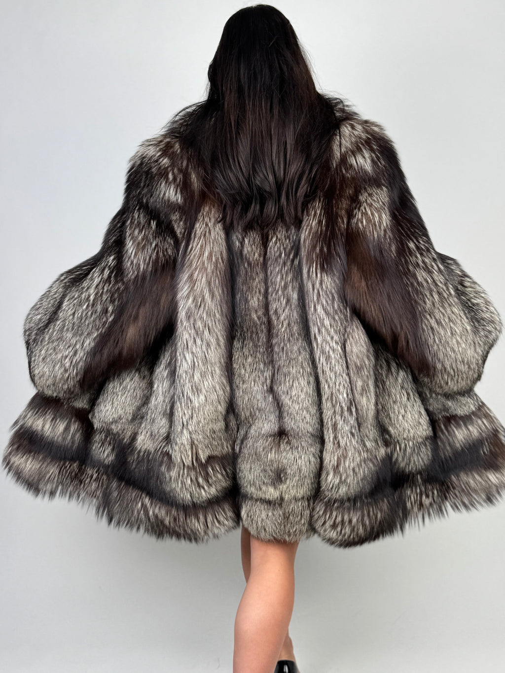 Cappotto in volpe argentata N787
