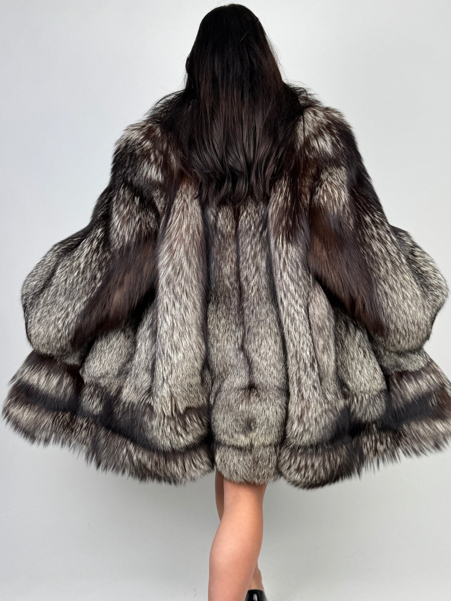 Cappotto in volpe argentata N787
