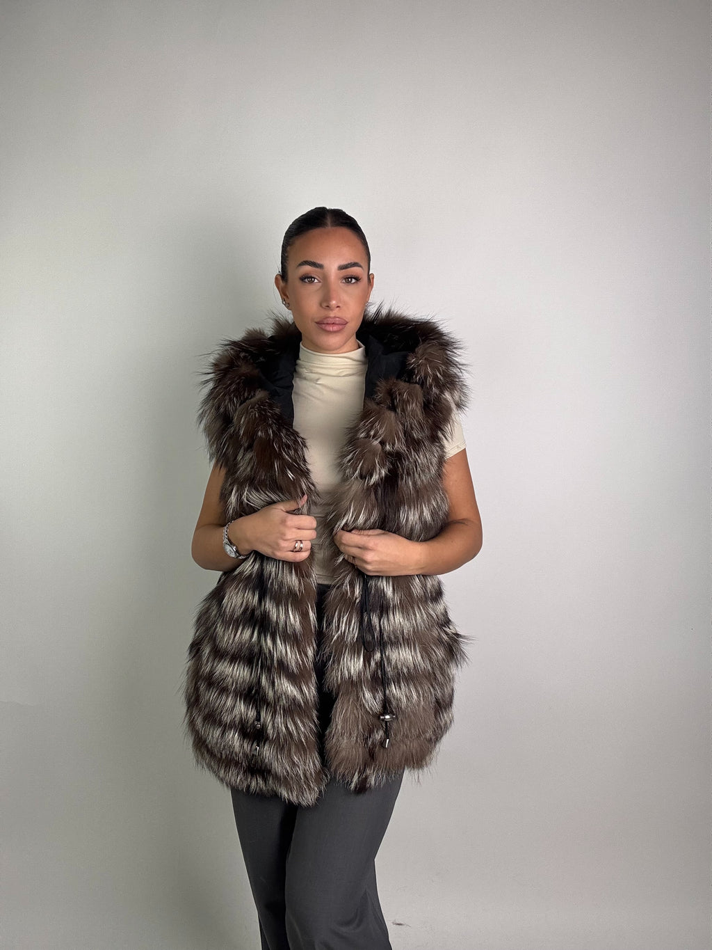 Smanicato in volpe argentata N25